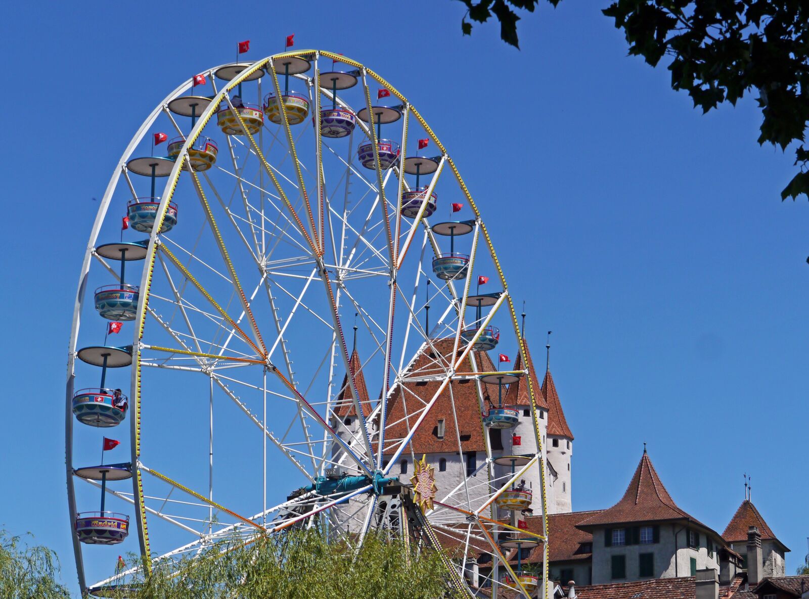 Panasonic Lumix DMC-G3 sample photo. Ferris wheel, folk festival photography