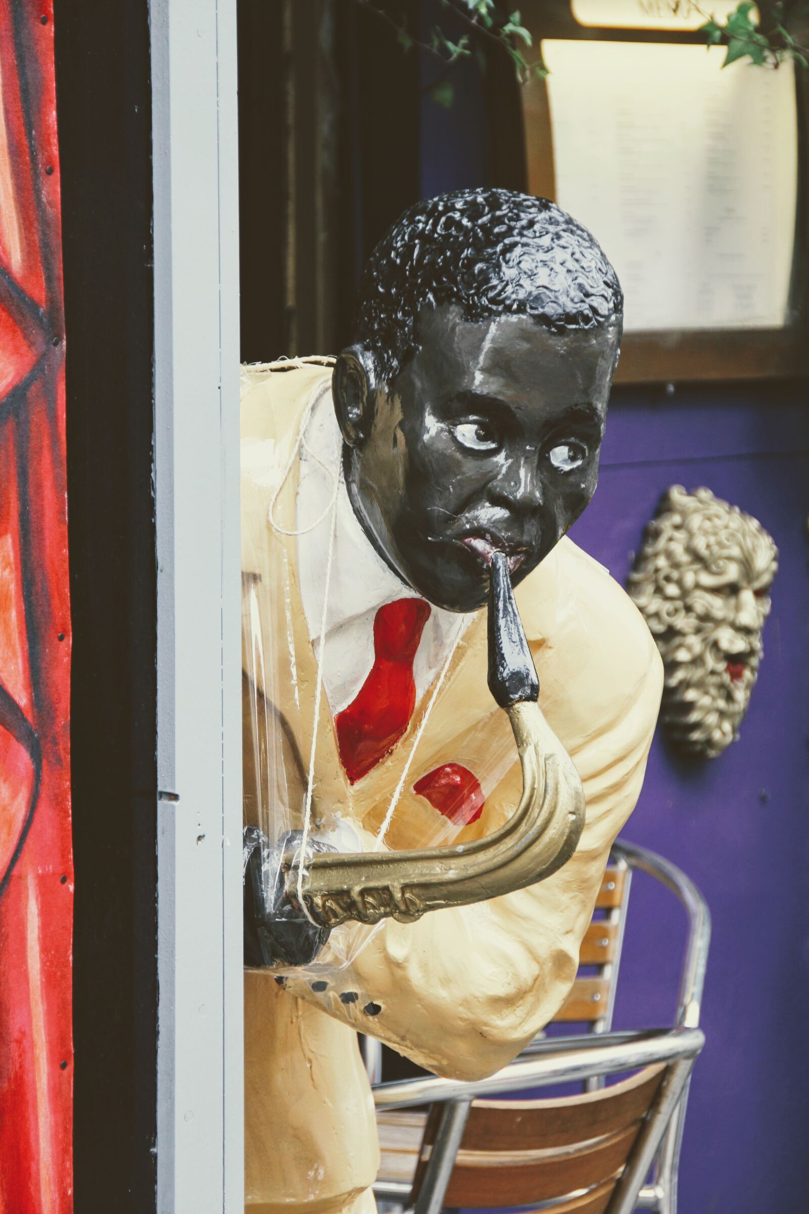 Canon EOS 60D sample photo. London, sculpture, hipster photography