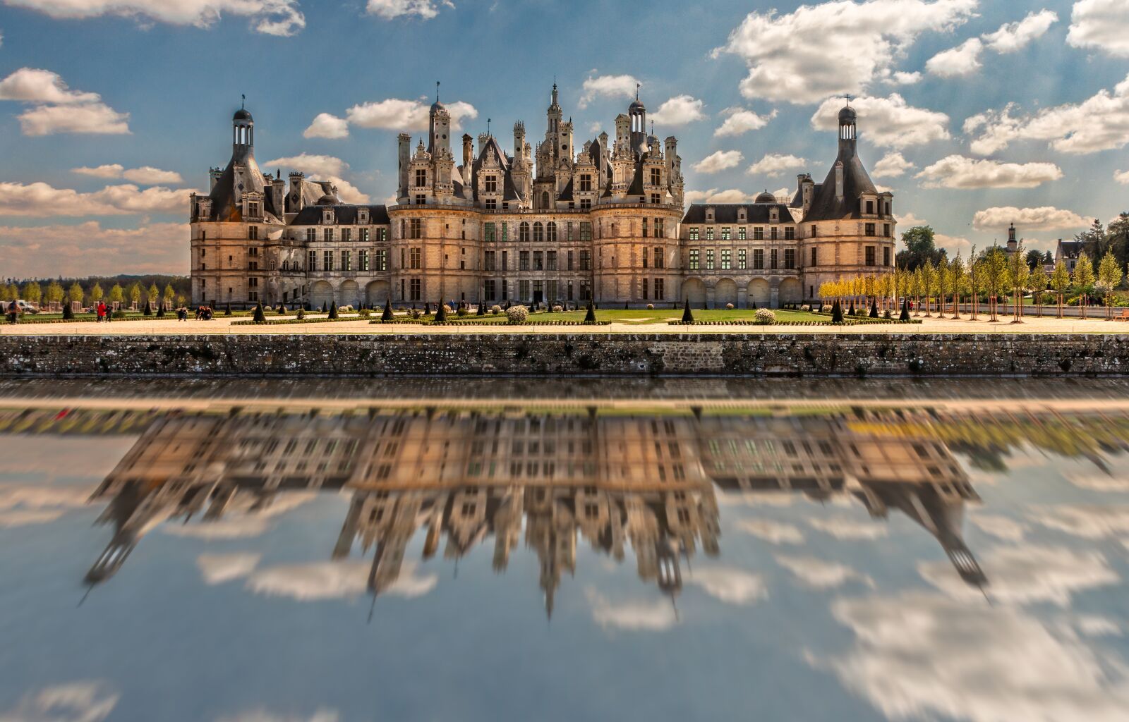 Canon EOS 80D sample photo. Chambord, reflection, castle photography
