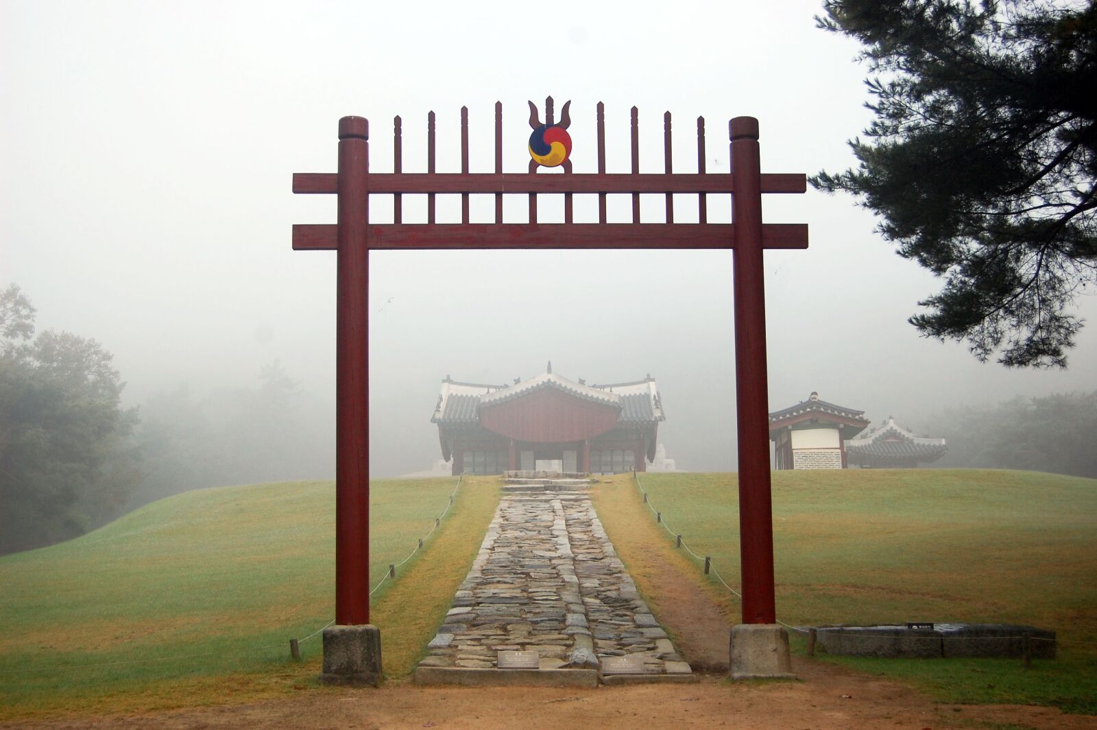 Nikon D40 sample photo. Korean, oriental, dreamlike photography
