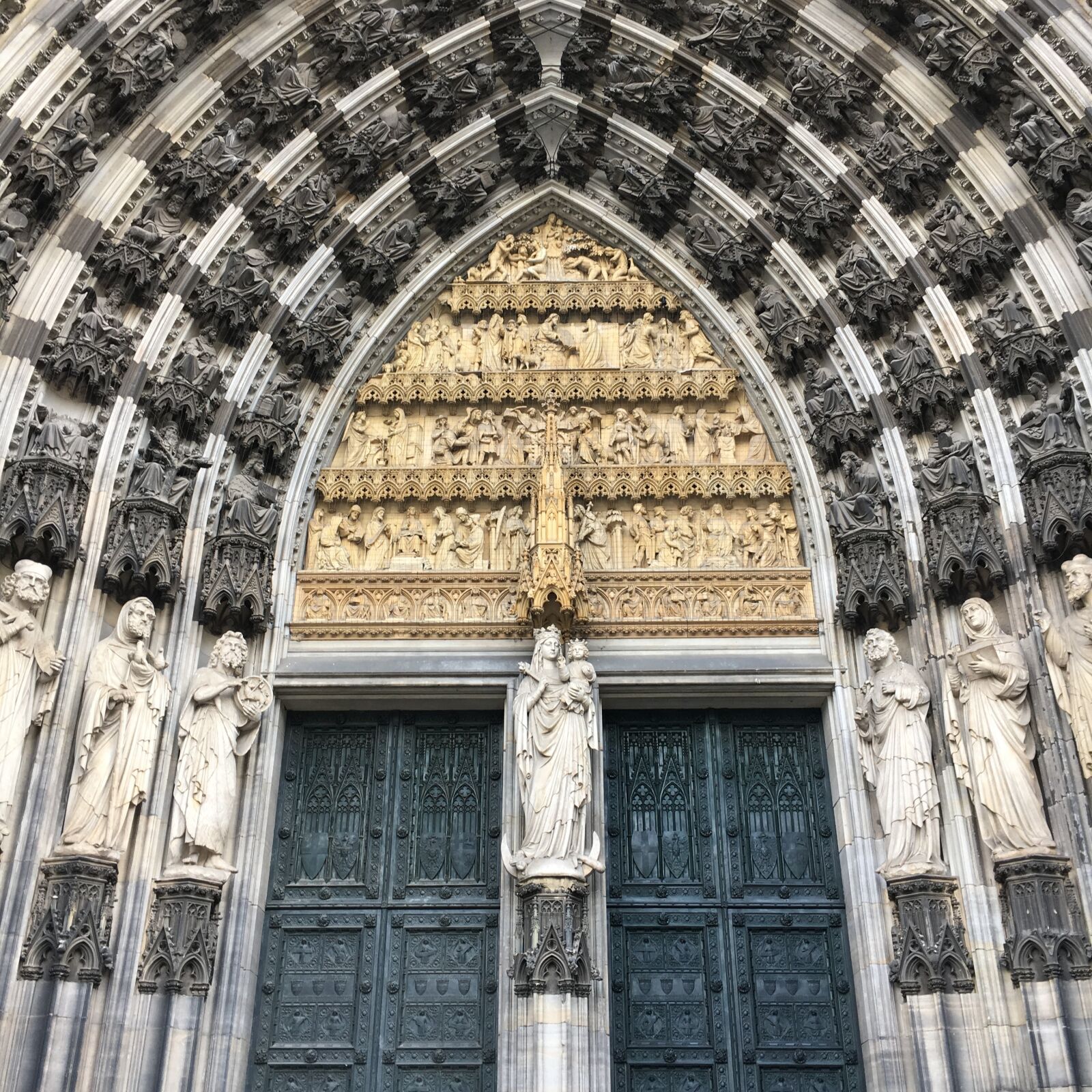 Apple iPhone 6s sample photo. Architecture, building, travel photography