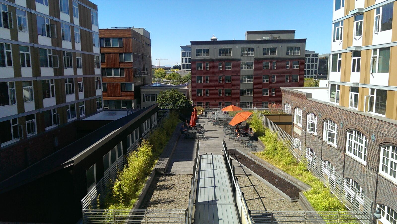 HTC ONE sample photo. Architecture, buildings, green, roof photography