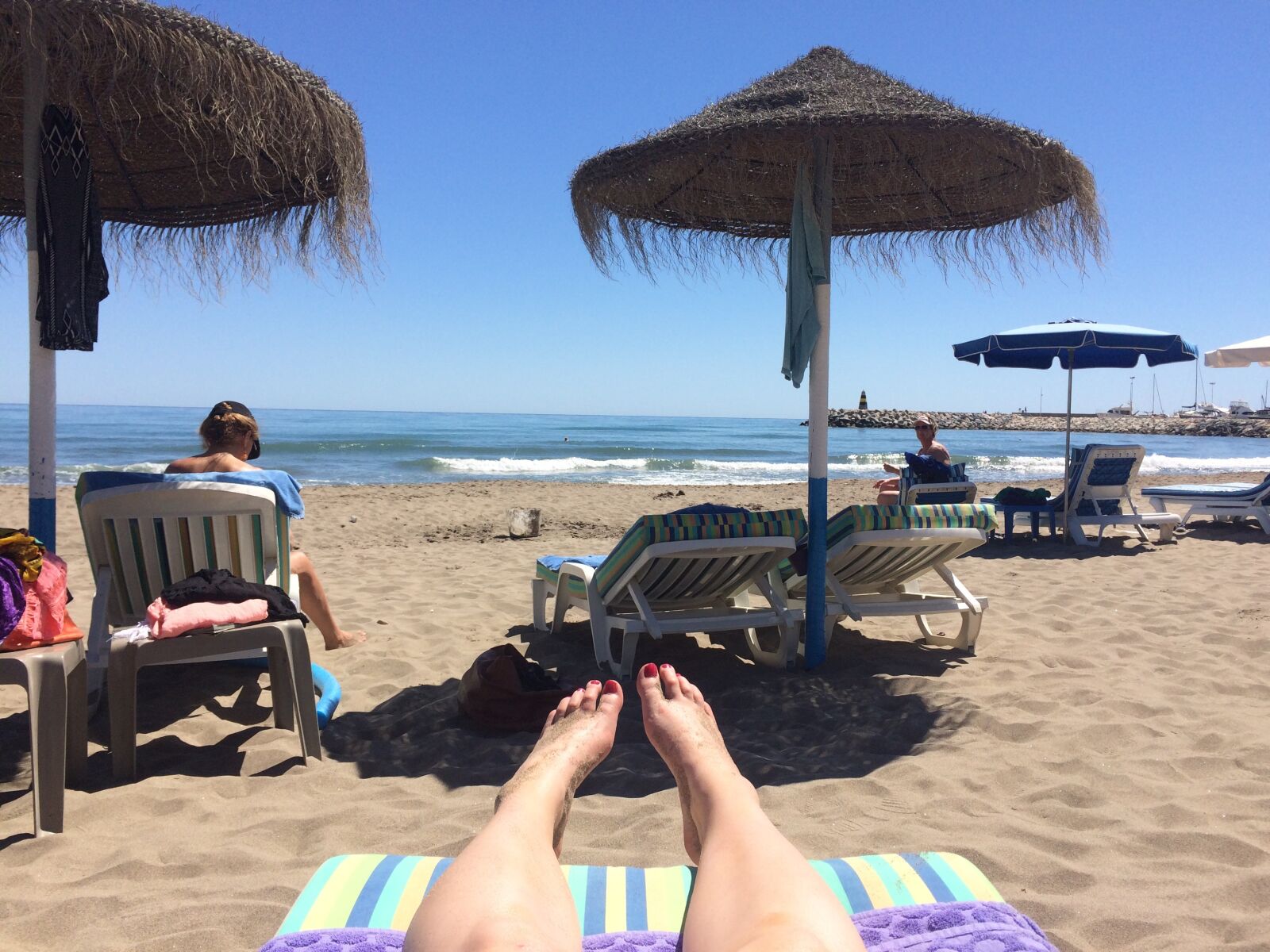 iPhone 5s back camera 4.15mm f/2.2 sample photo. Beach, lazy day, sandy photography