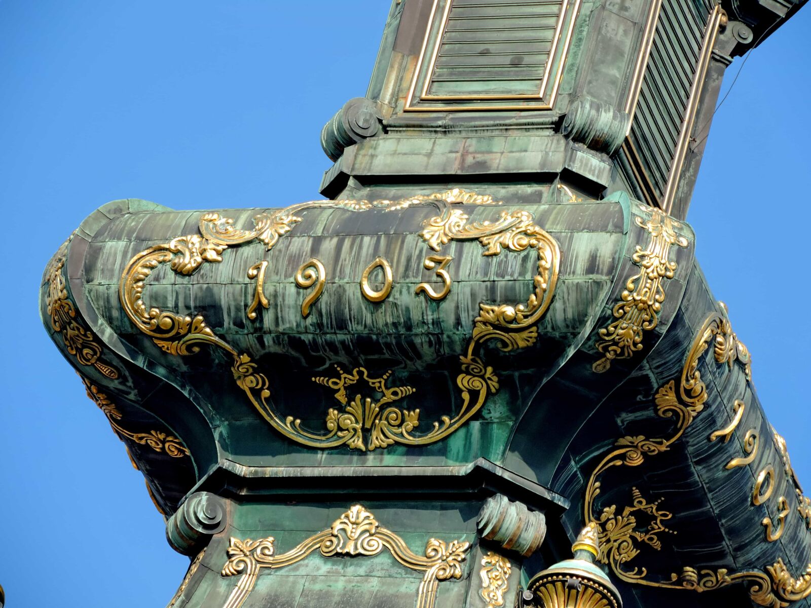 Nikon Coolpix P520 sample photo. Church tower, gold, orthodox photography