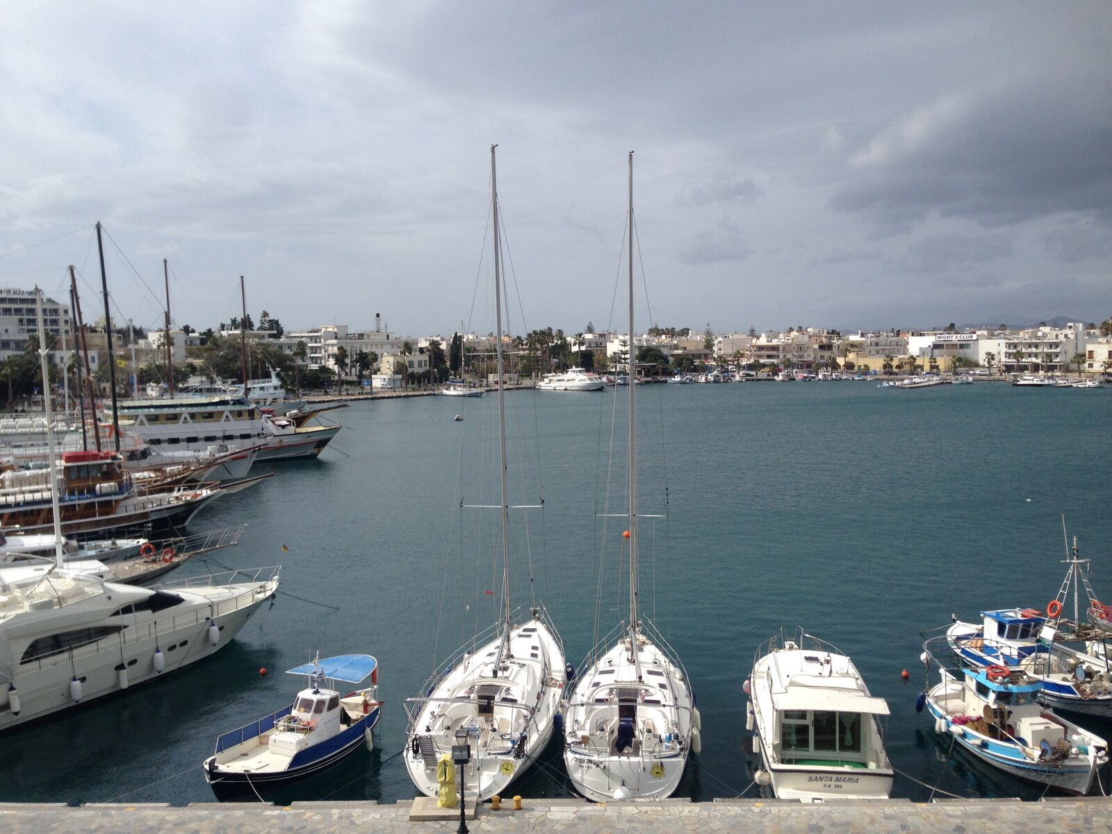 iPhone 5 back camera 4.12mm f/2.4 sample photo. Felicia travel, kos, holidays photography