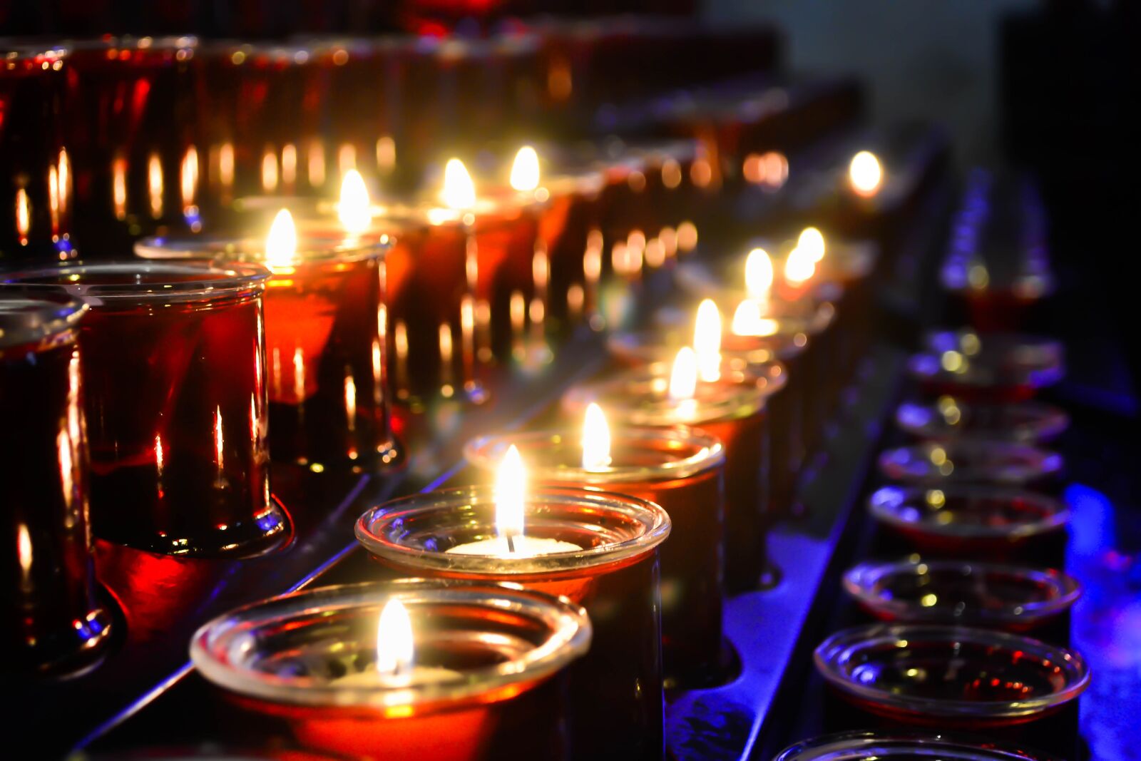 Nikon D3100 sample photo. Candles, church, religion photography