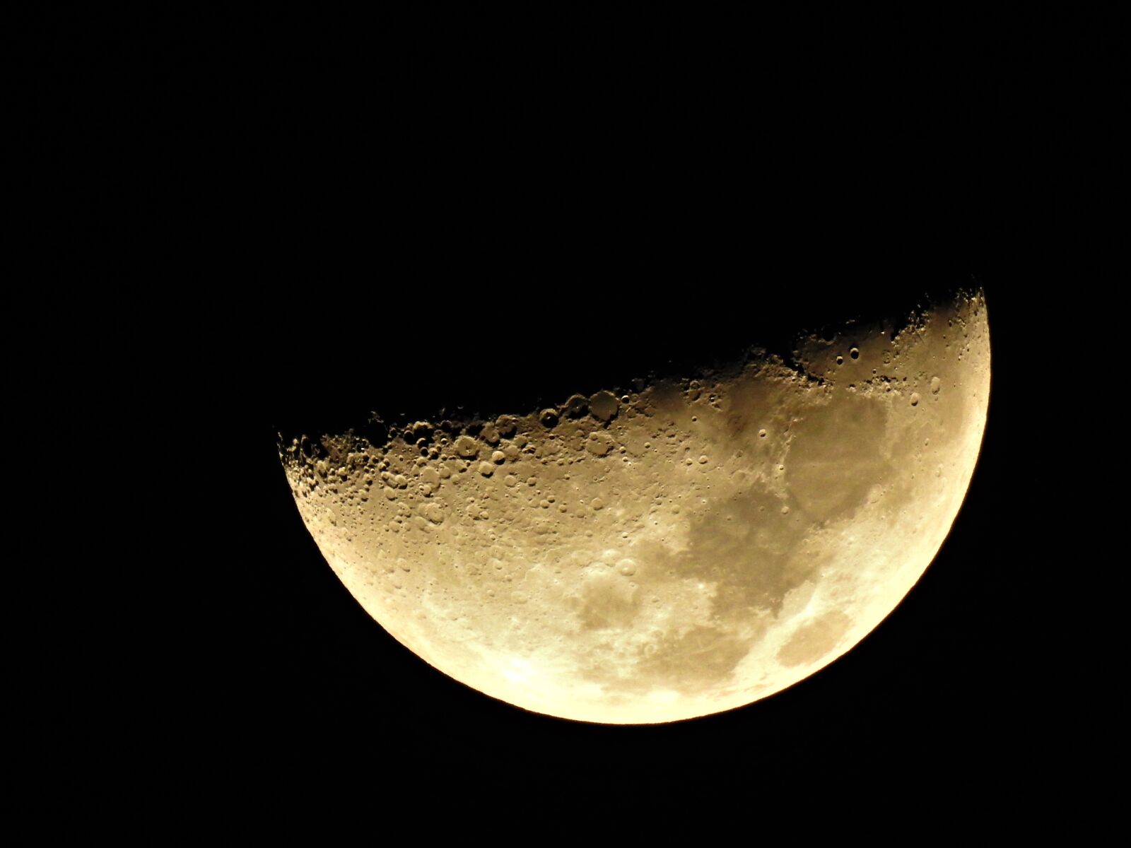 Nikon Coolpix P900 sample photo. Moon, lunar, space photography