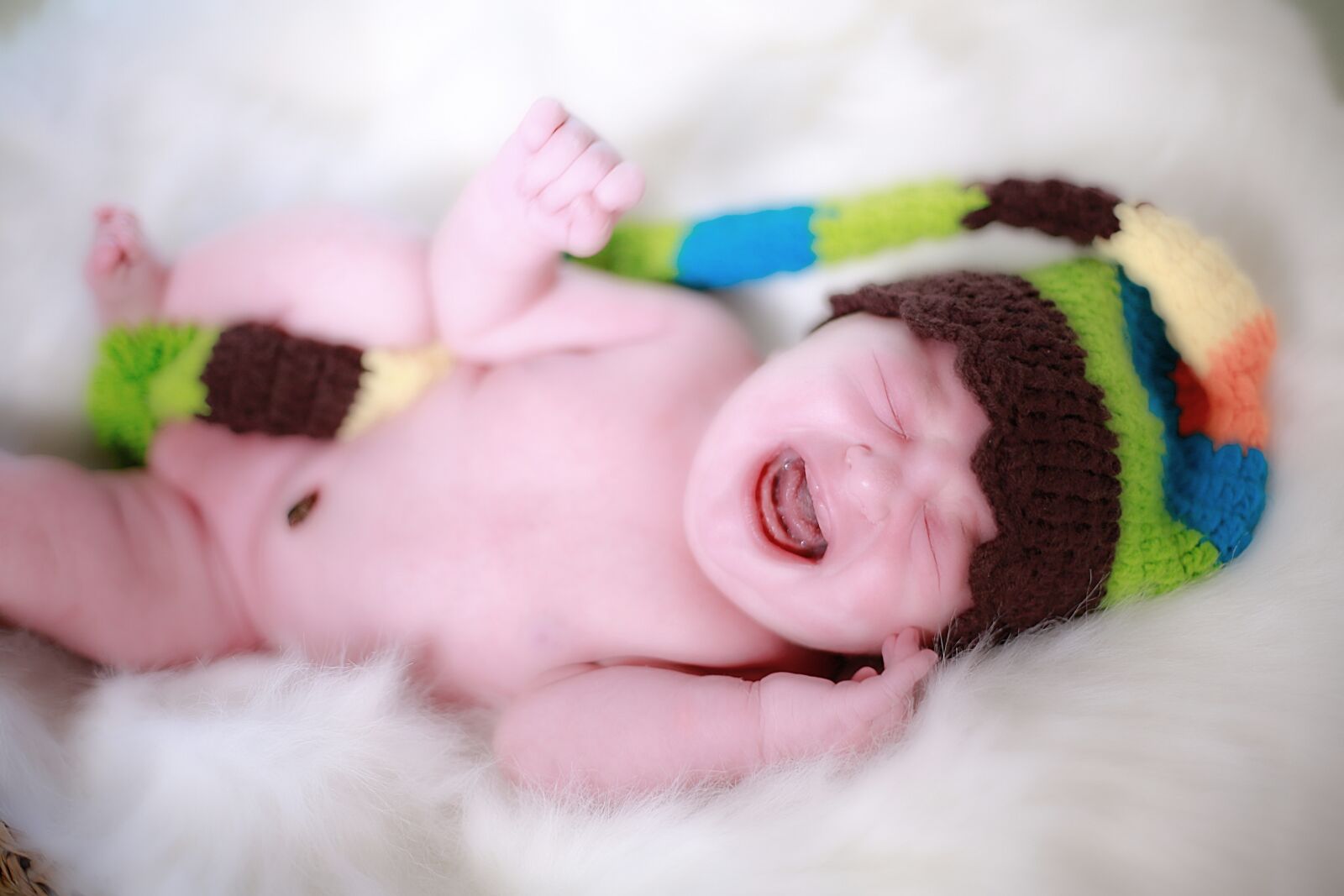 Canon EOS 5D Mark III sample photo. Baby, color, birth photography