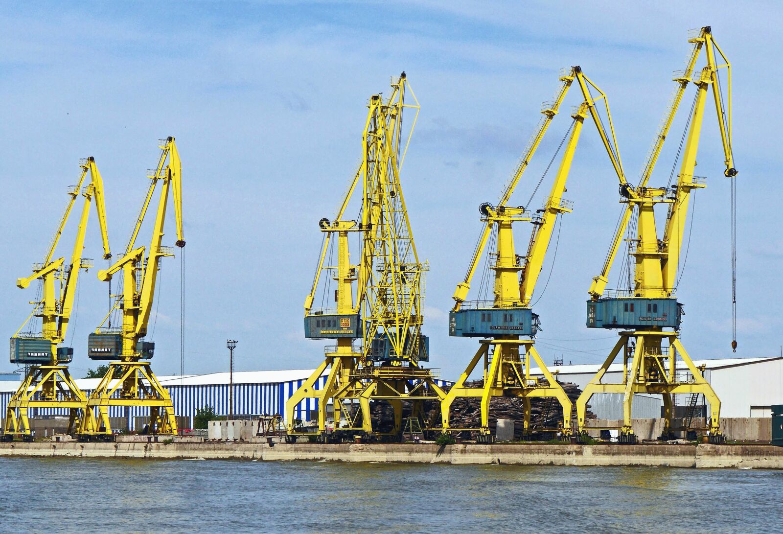 Panasonic Lumix DMC-GH3 sample photo. Port, construction, crane, warehouse photography