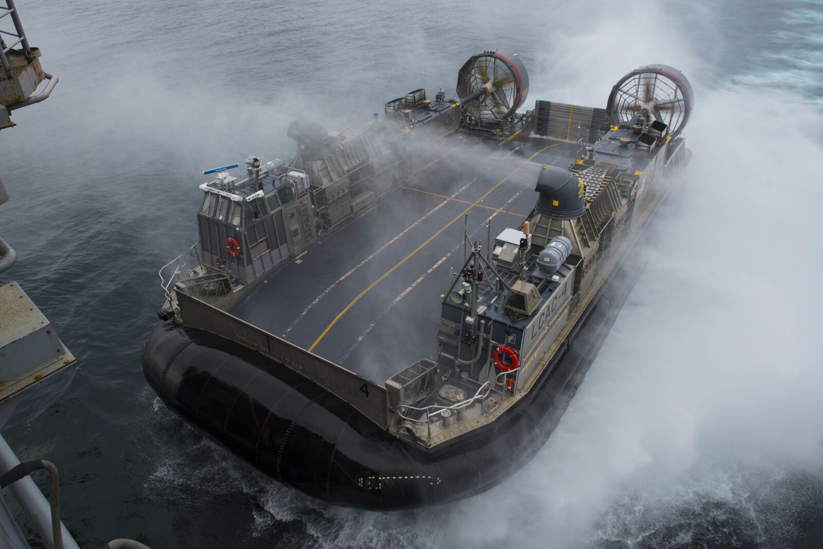 Nikon D750 sample photo. Lcac, united states navy photography
