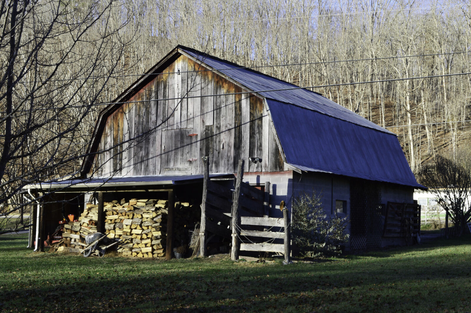 Nikon D3200 sample photo. Barn, building, farm, old photography