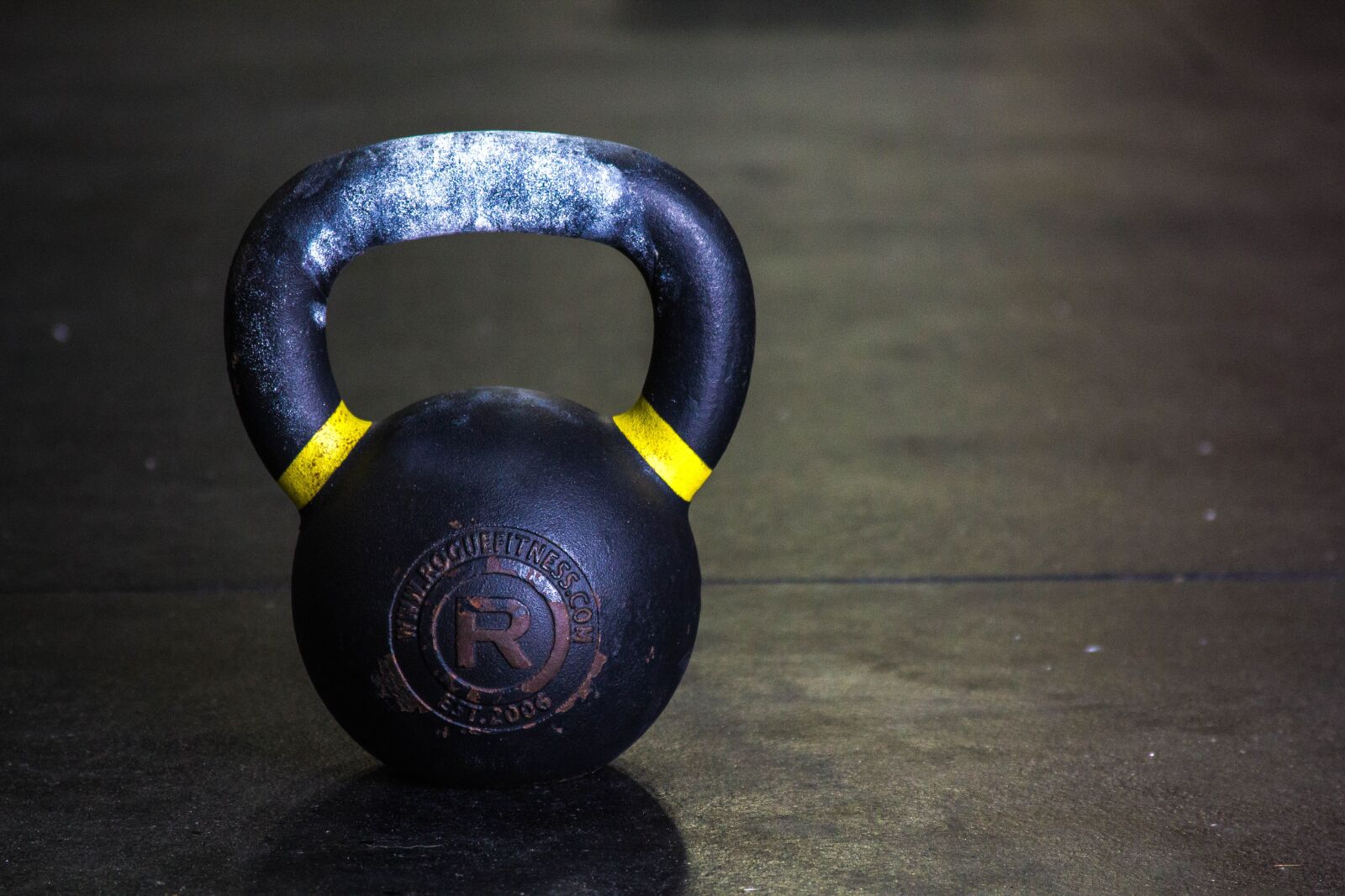 Canon EOS 60D + Canon EF 28-135mm F3.5-5.6 IS USM sample photo. Kettlebell, gym, fitness photography