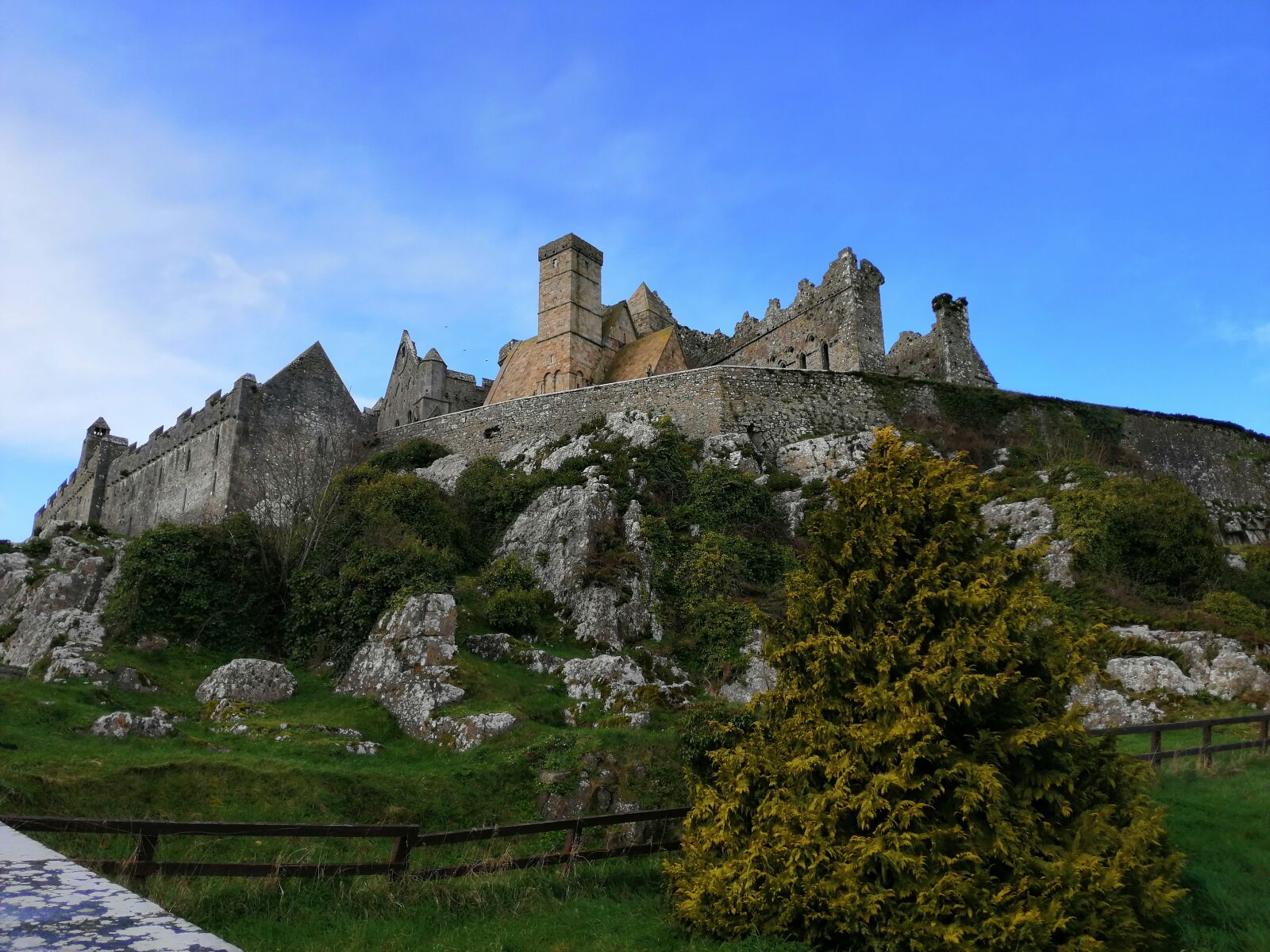 HUAWEI SNE-LX1 sample photo. Rock of cashel, co photography