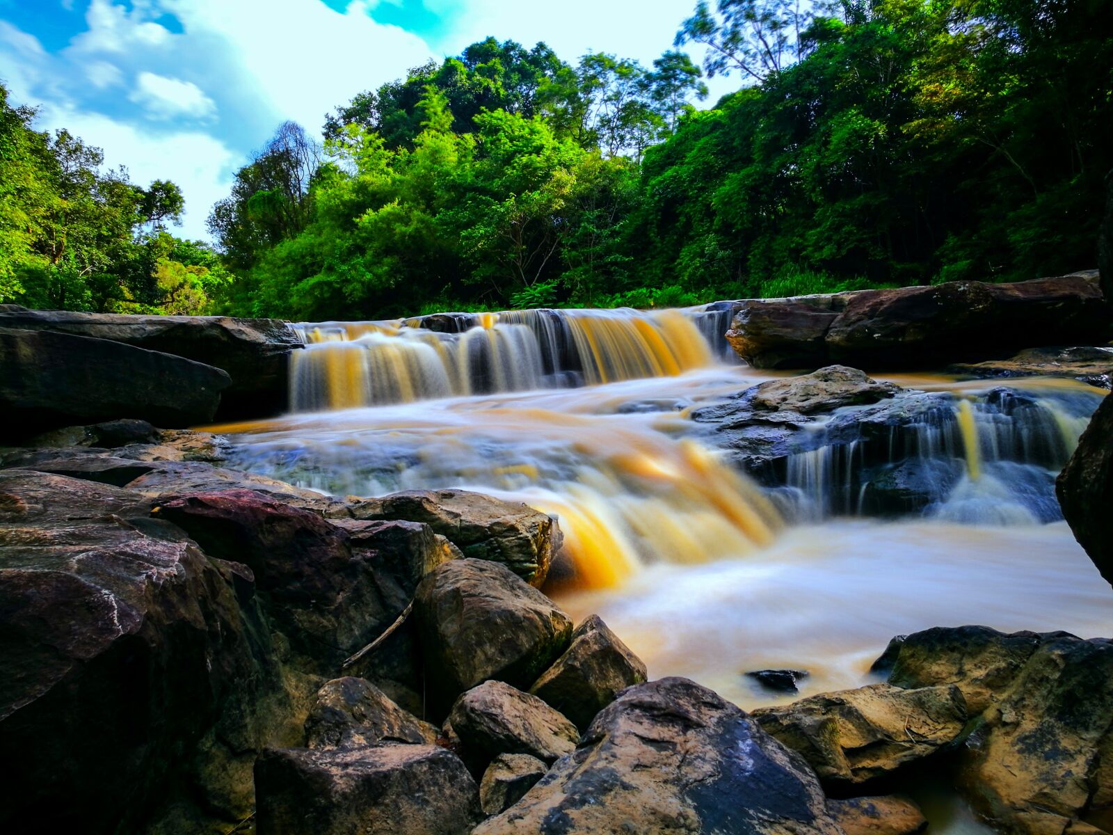 HUAWEI P9 sample photo. Waterfall, nature, green photography
