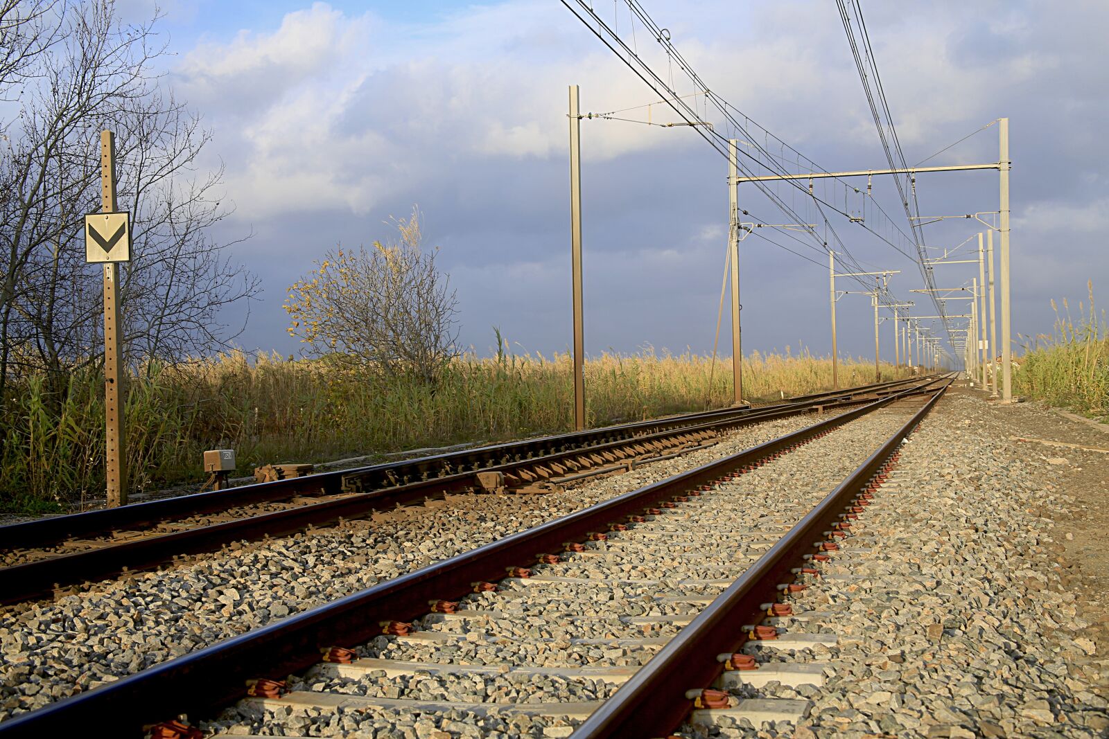 Canon EOS 5D Mark III sample photo. Railway, train, track photography