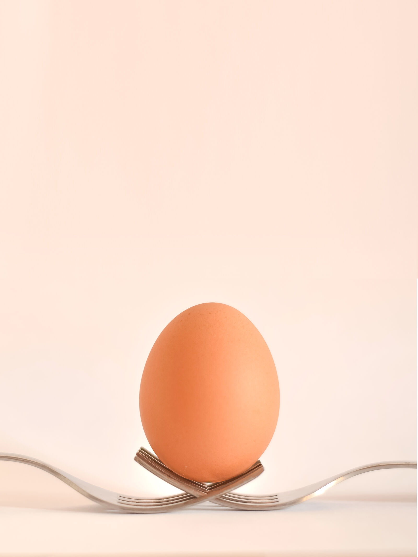 Nikon AF Nikkor 50mm F1.8D sample photo. Egg, forks, food photography