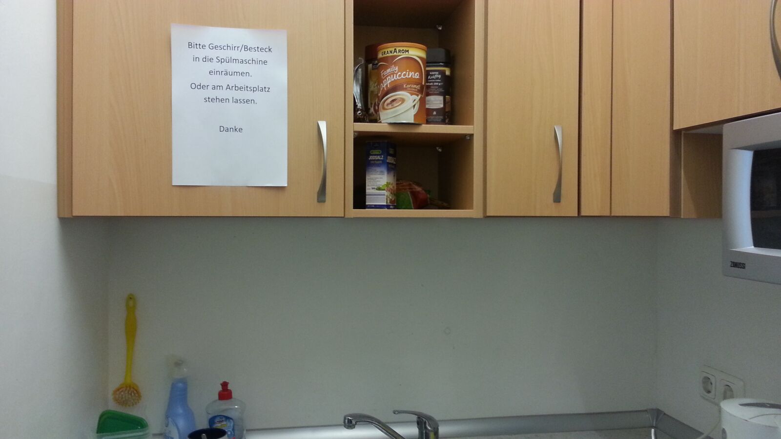 Samsung Galaxy Note2 sample photo. Work, workplace, office photography