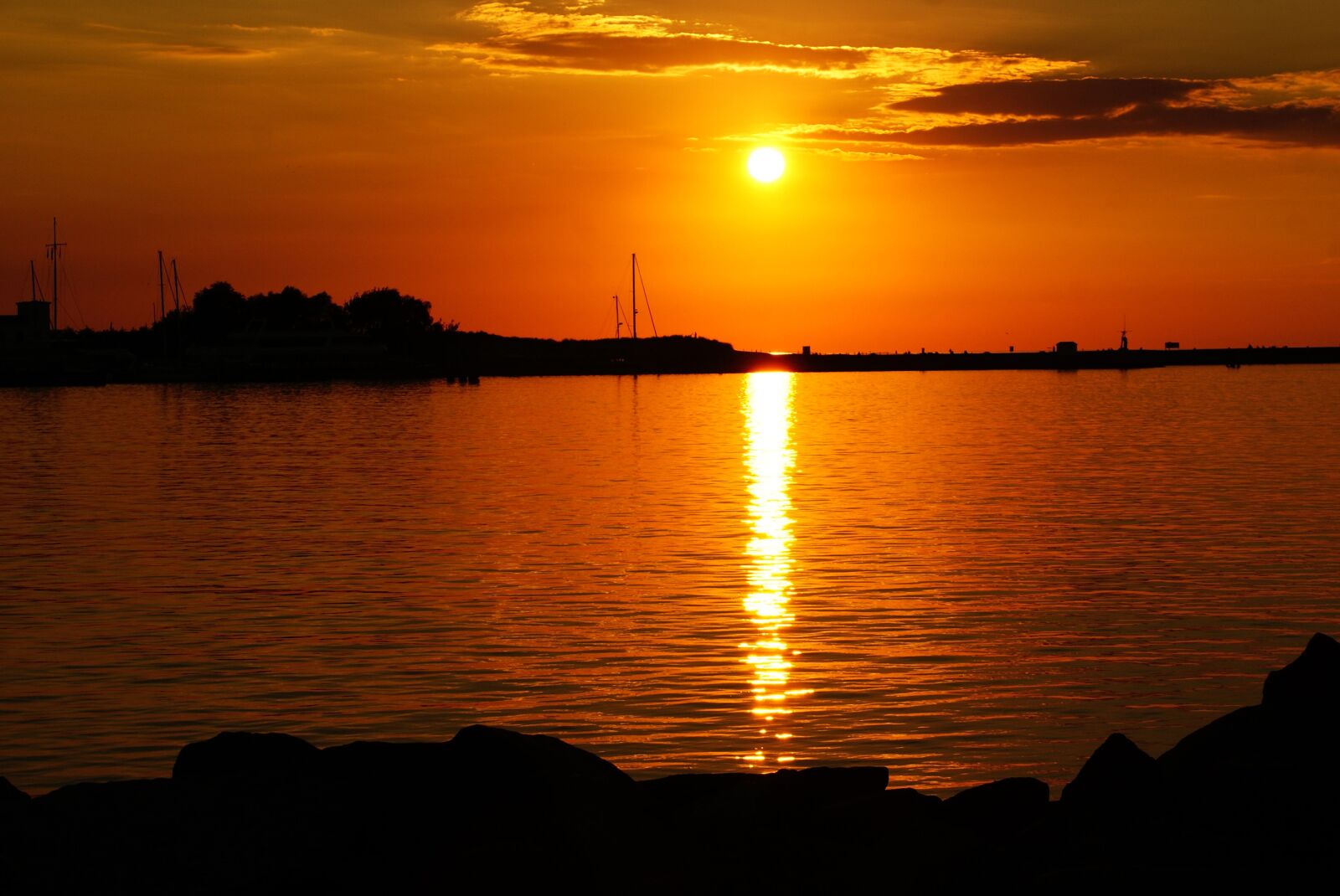 Sony Alpha DSLR-A330 sample photo. Sunset, baltic sea, warnem photography