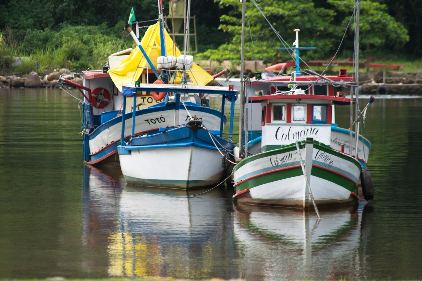 Nikon D3300 sample photo. Boats, colorful, brazil photography
