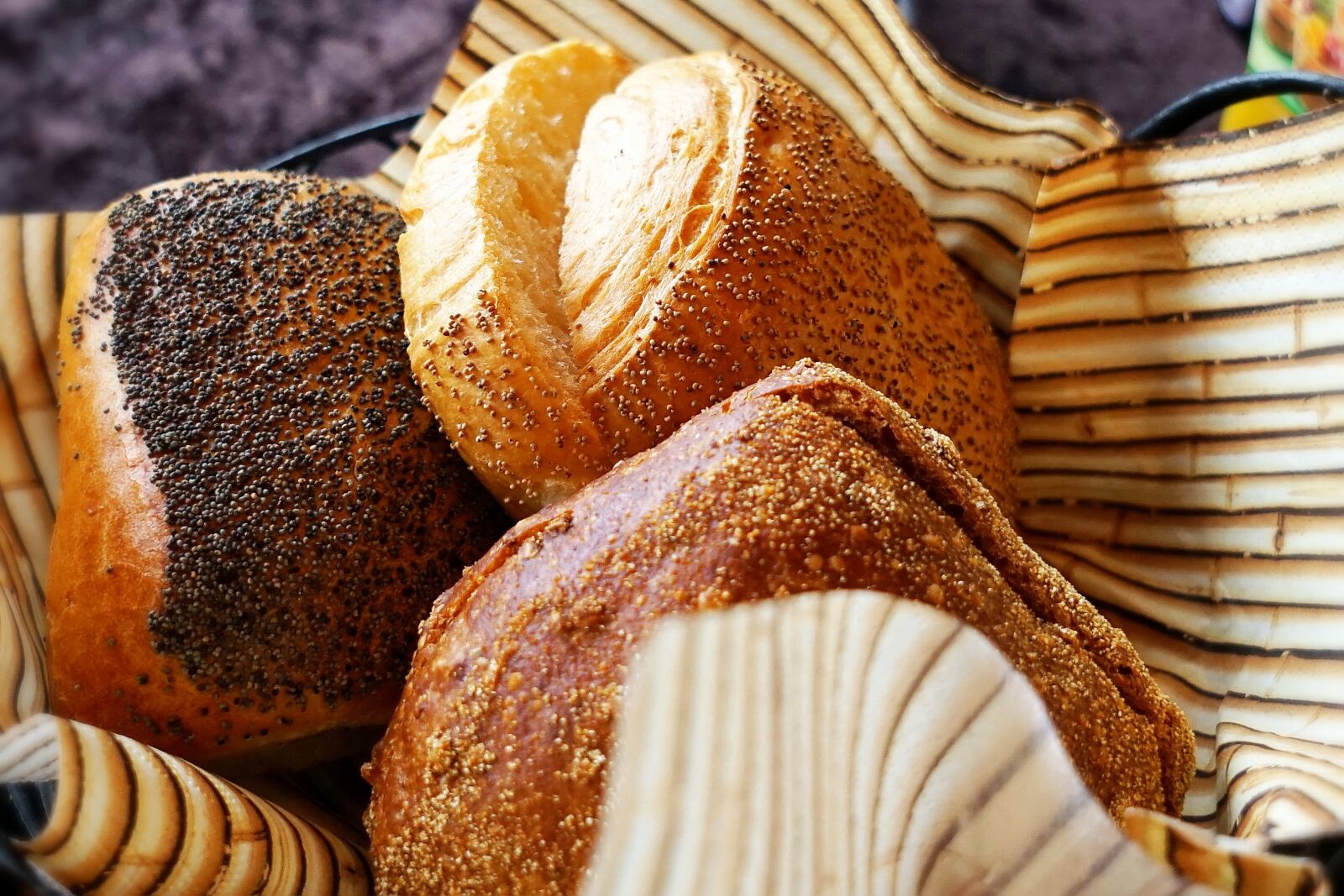 Sony a7R sample photo. Bread, crumbs, breakfast photography