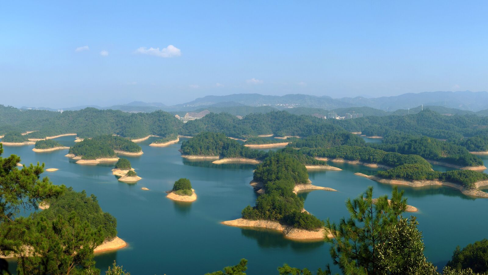 Canon EOS 5D Mark II sample photo. Lake, tourism, nature photography