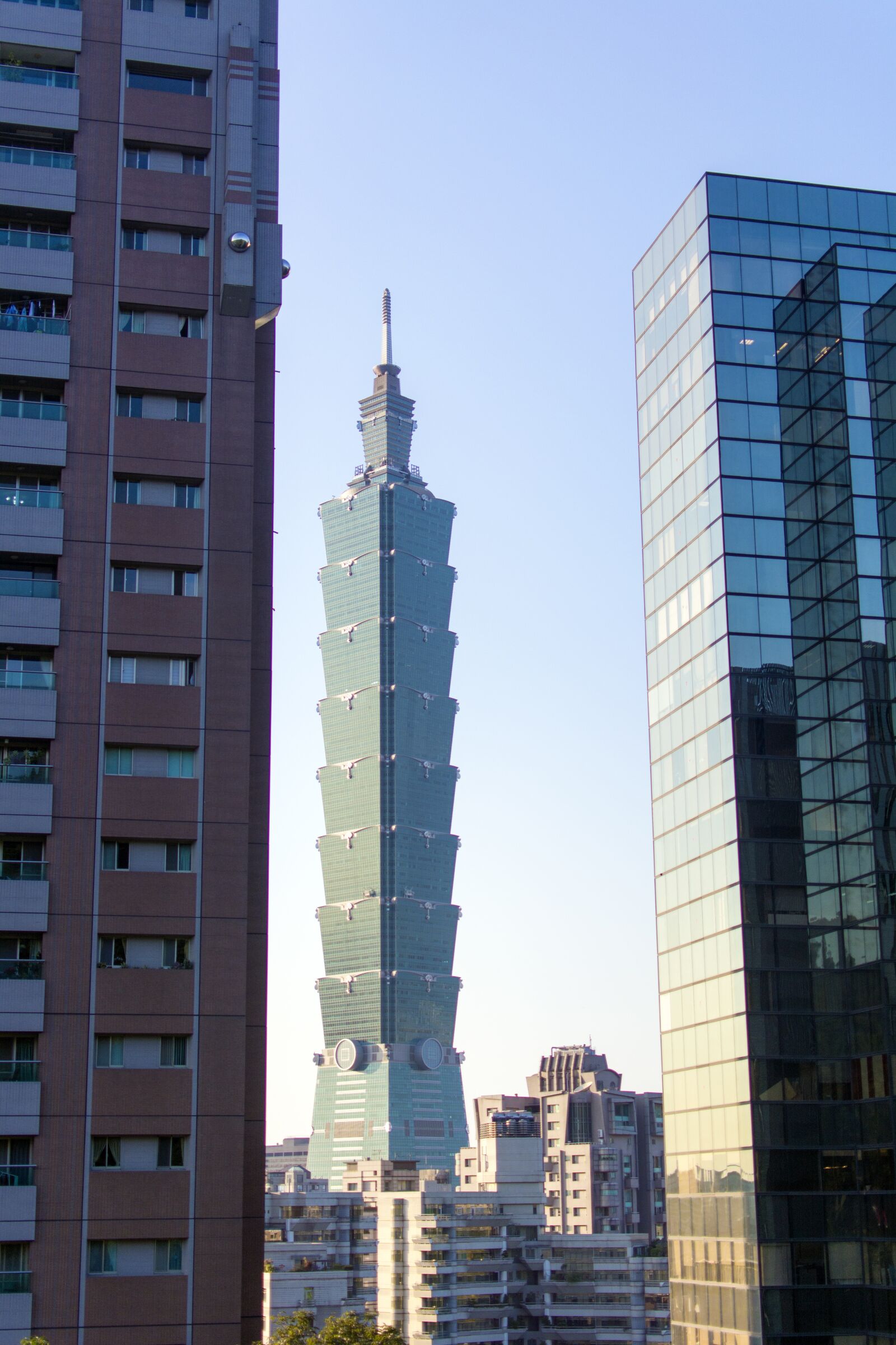 Nikon D5200 sample photo. Taipei, building, taiwan photography