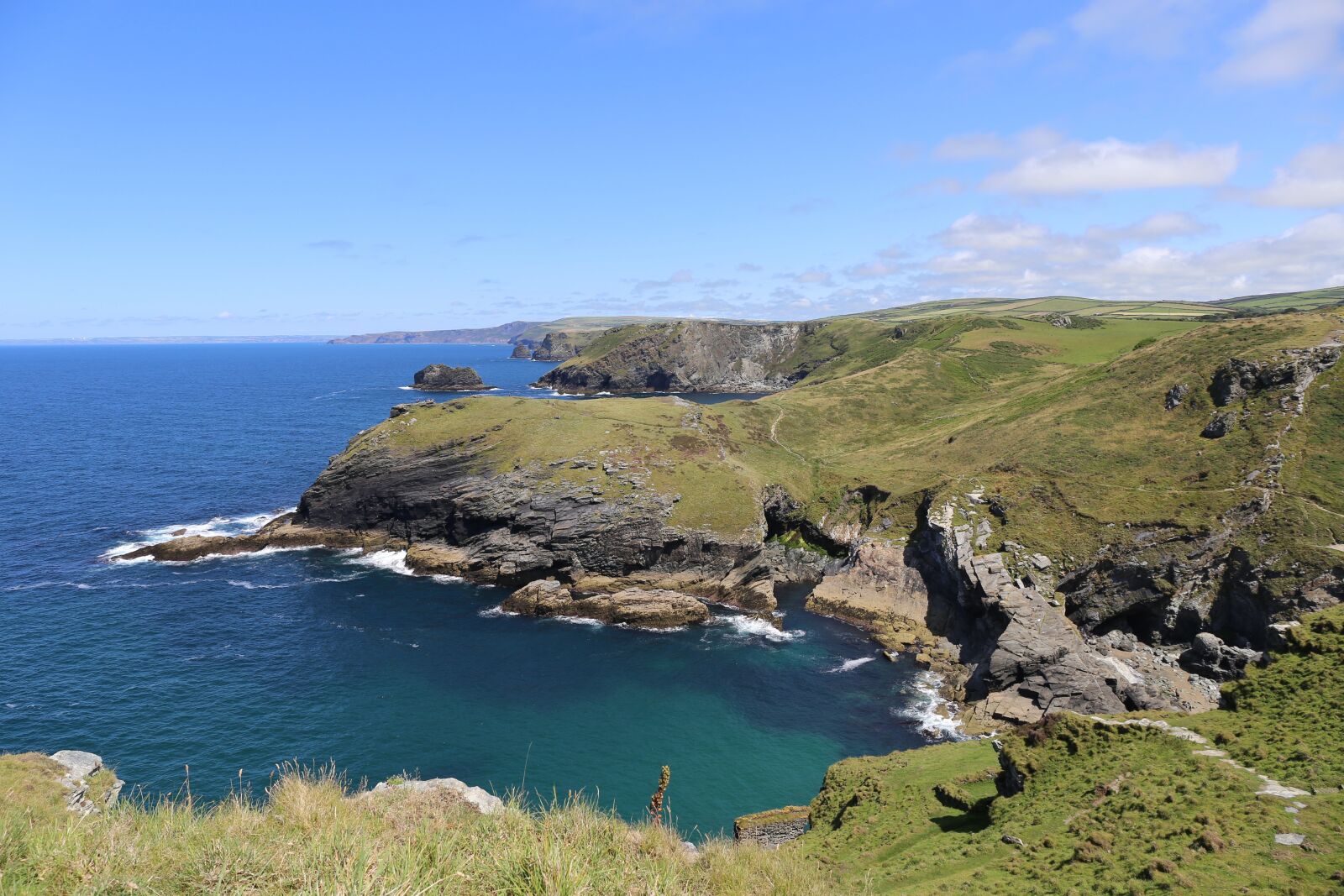 Canon EF 24-70mm F4L IS USM sample photo. Cornwall, coastline, england photography