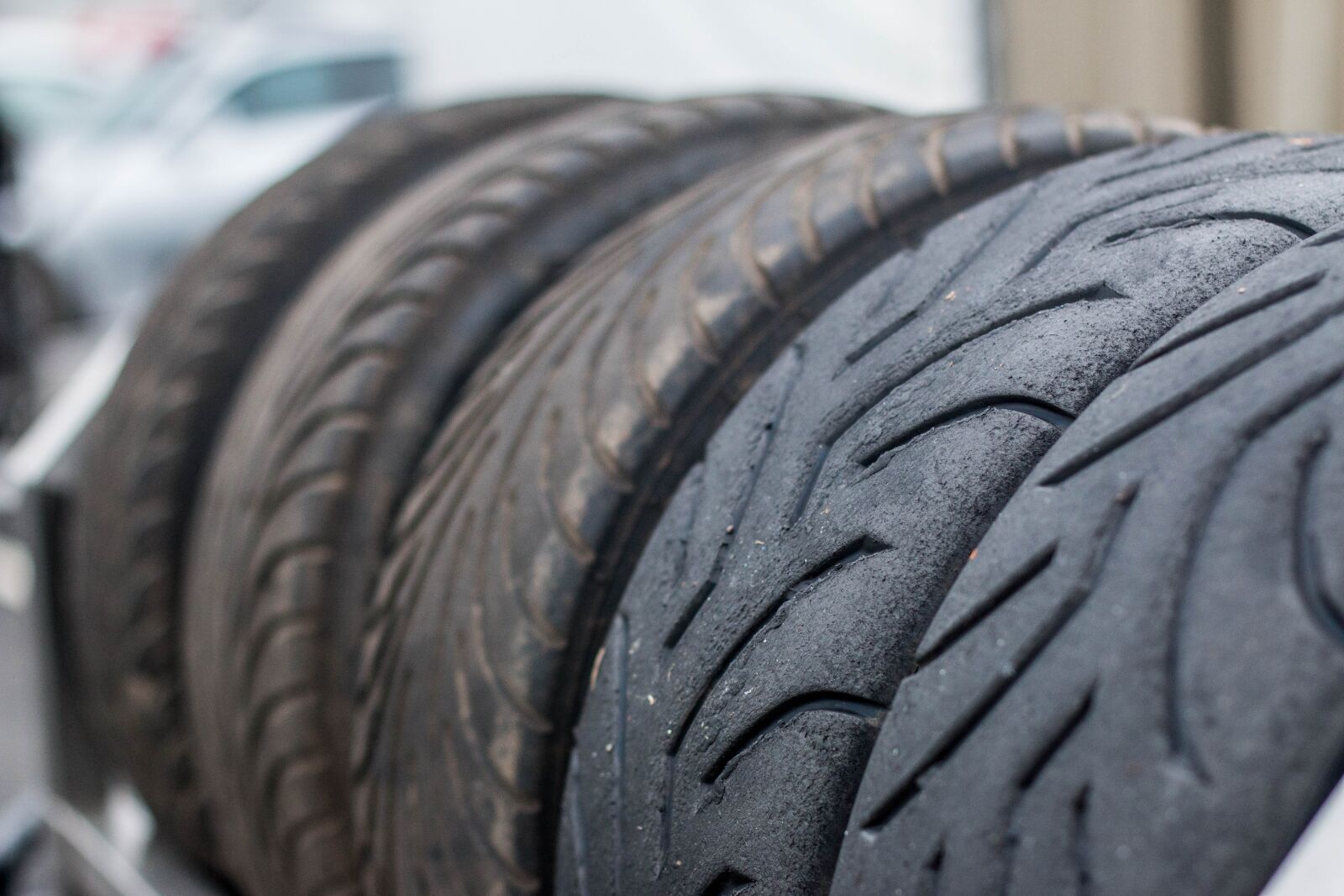 Canon EOS 70D + Canon EF 50mm F1.4 USM sample photo. Tire, wheels, car photography