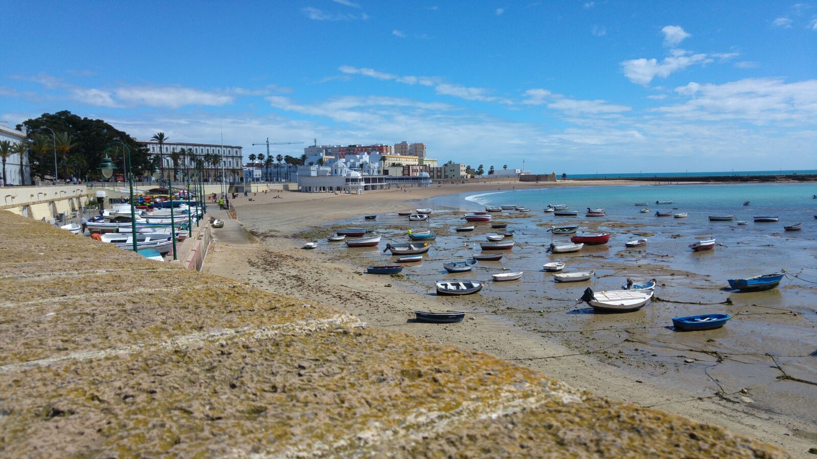 LG G4 sample photo. Cadiz, eb, boats photography