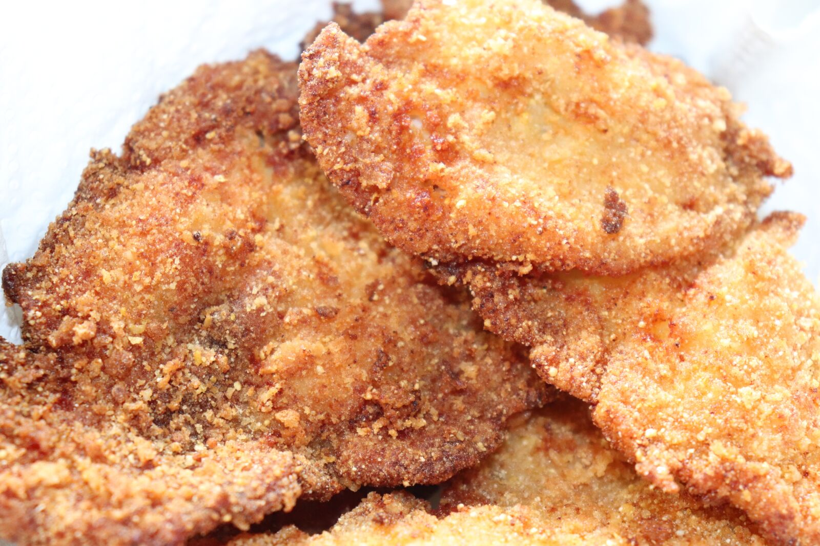 Canon EOS 200D (EOS Rebel SL2 / EOS Kiss X9) sample photo. Chicken, pan-fried chicken, food photography