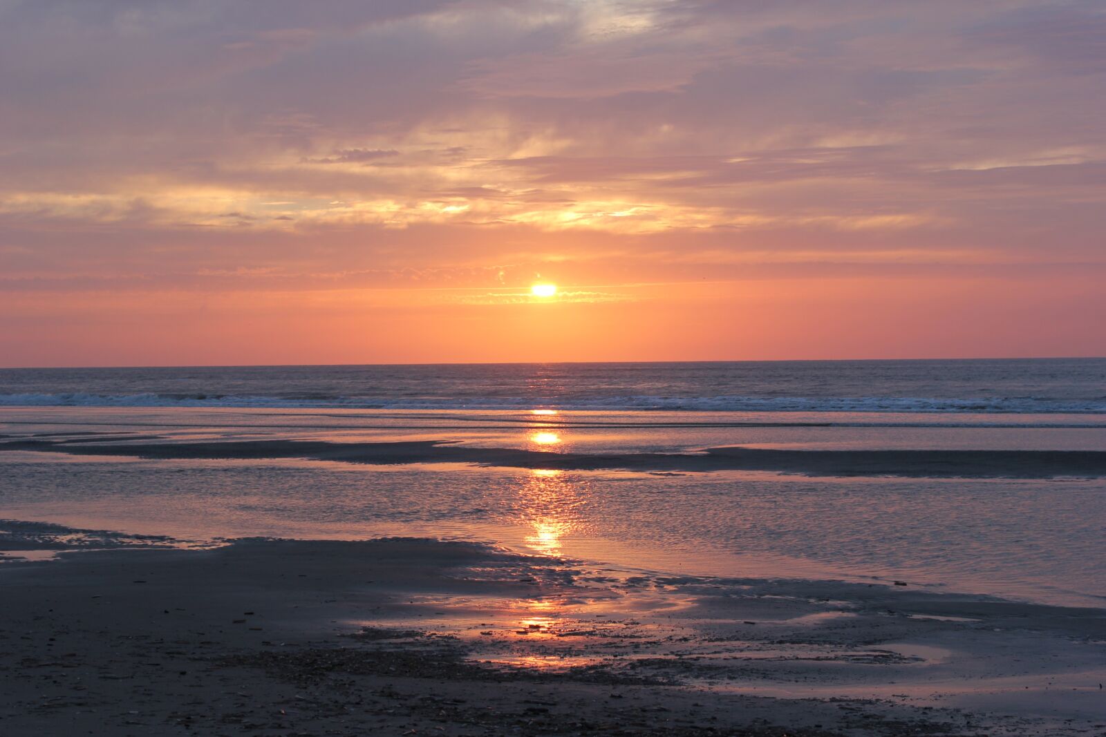 Canon EOS 550D (EOS Rebel T2i / EOS Kiss X4) sample photo. Sunset, sea, sky photography