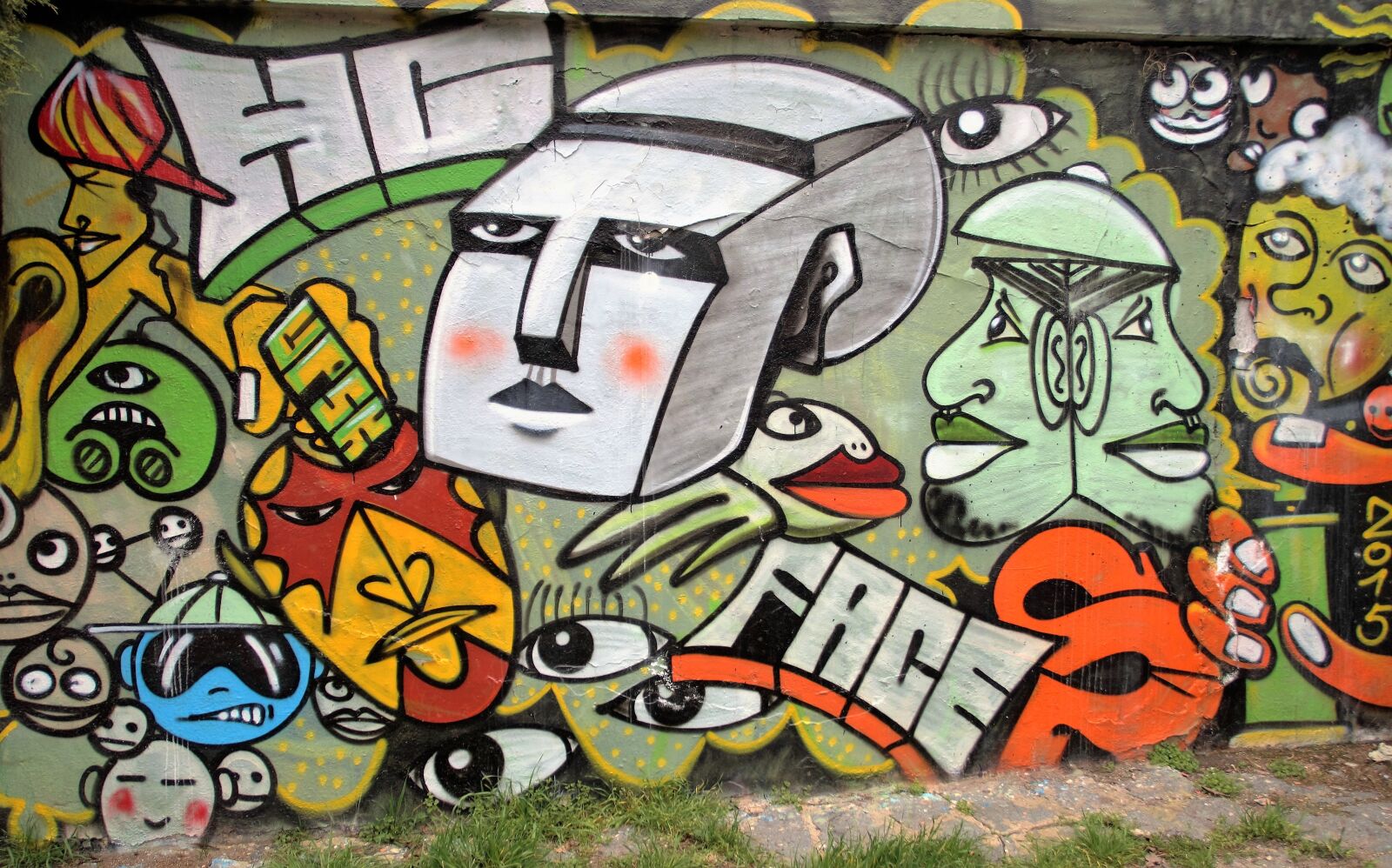 Sony SLT-A58 sample photo. Graffiti, wall, spray photography