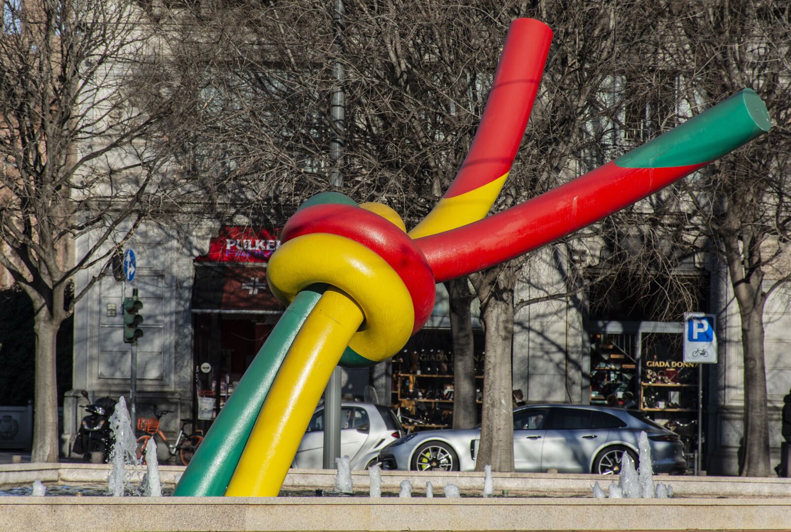 Nikon D7100 sample photo. Milan, cadorna, needle and photography