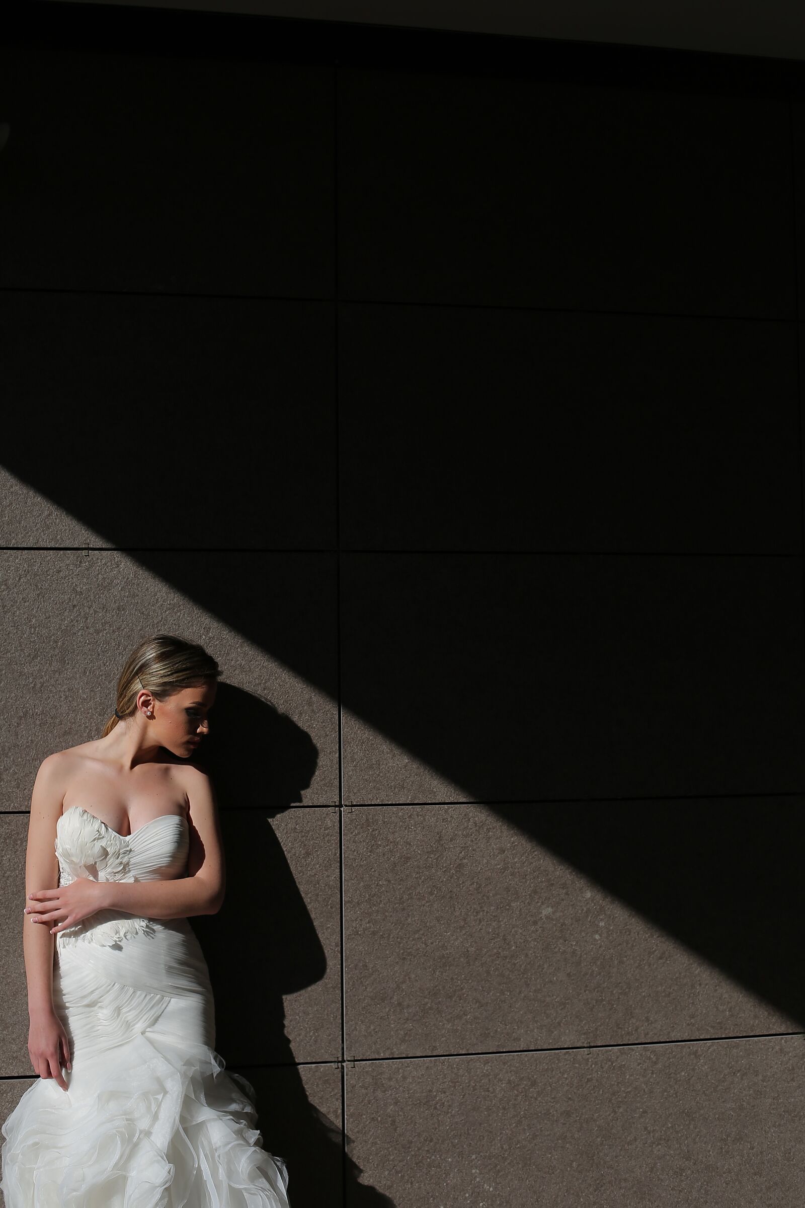 Canon EF 50mm F1.4 USM sample photo. Bride, posing, pretty girl photography