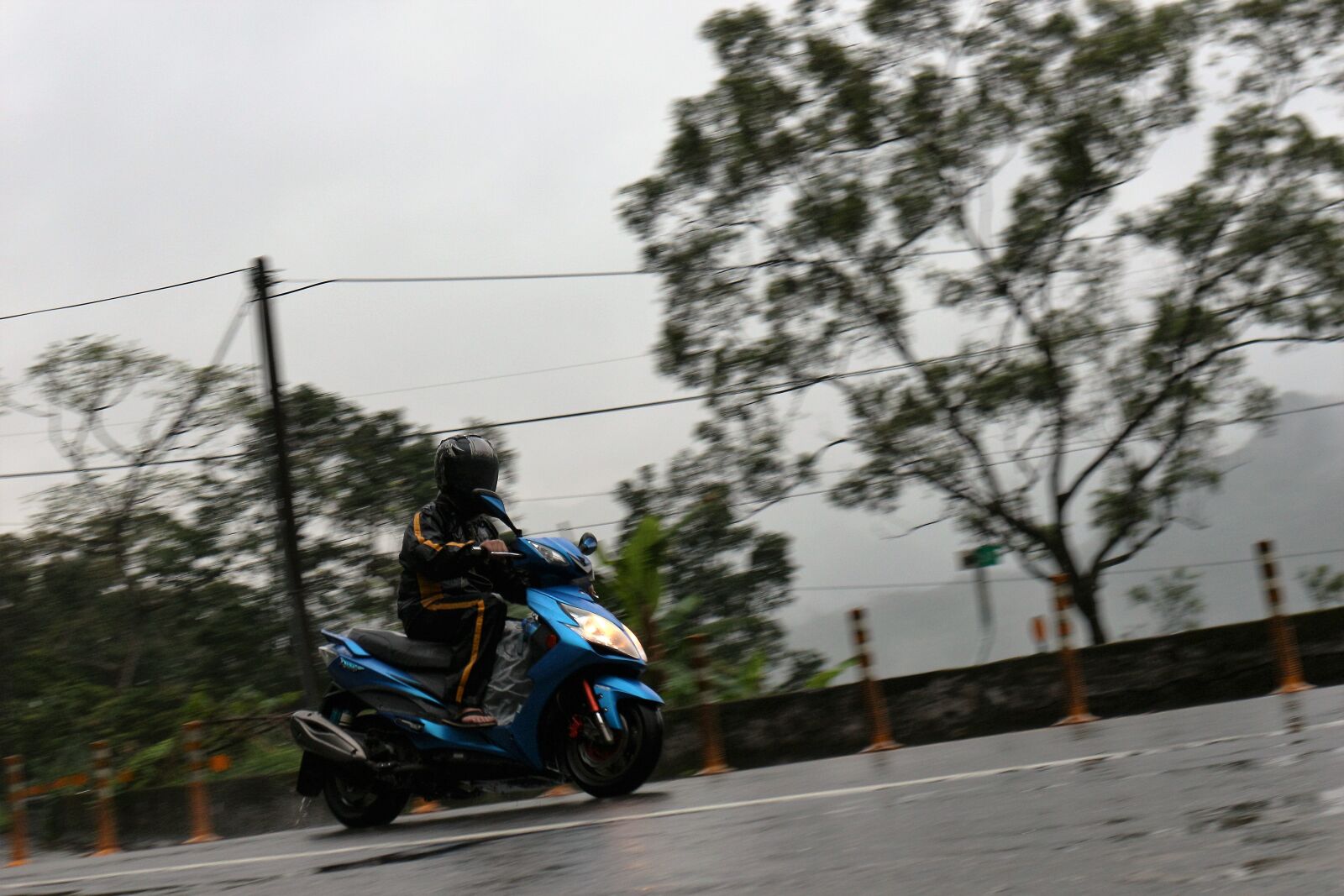 Canon EOS M sample photo