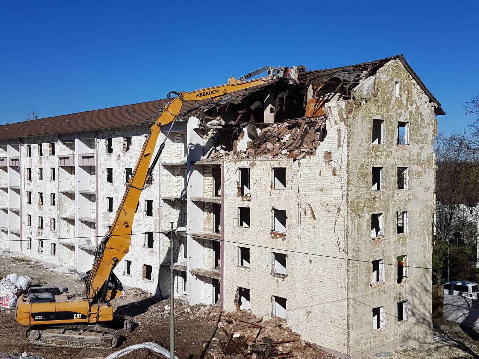Samsung Galaxy S7 sample photo. Crash, demolition, house demolition photography