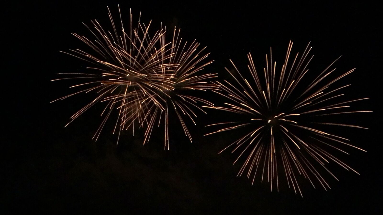 Apple iPhone 7 sample photo. Fire, yellow, flame photography