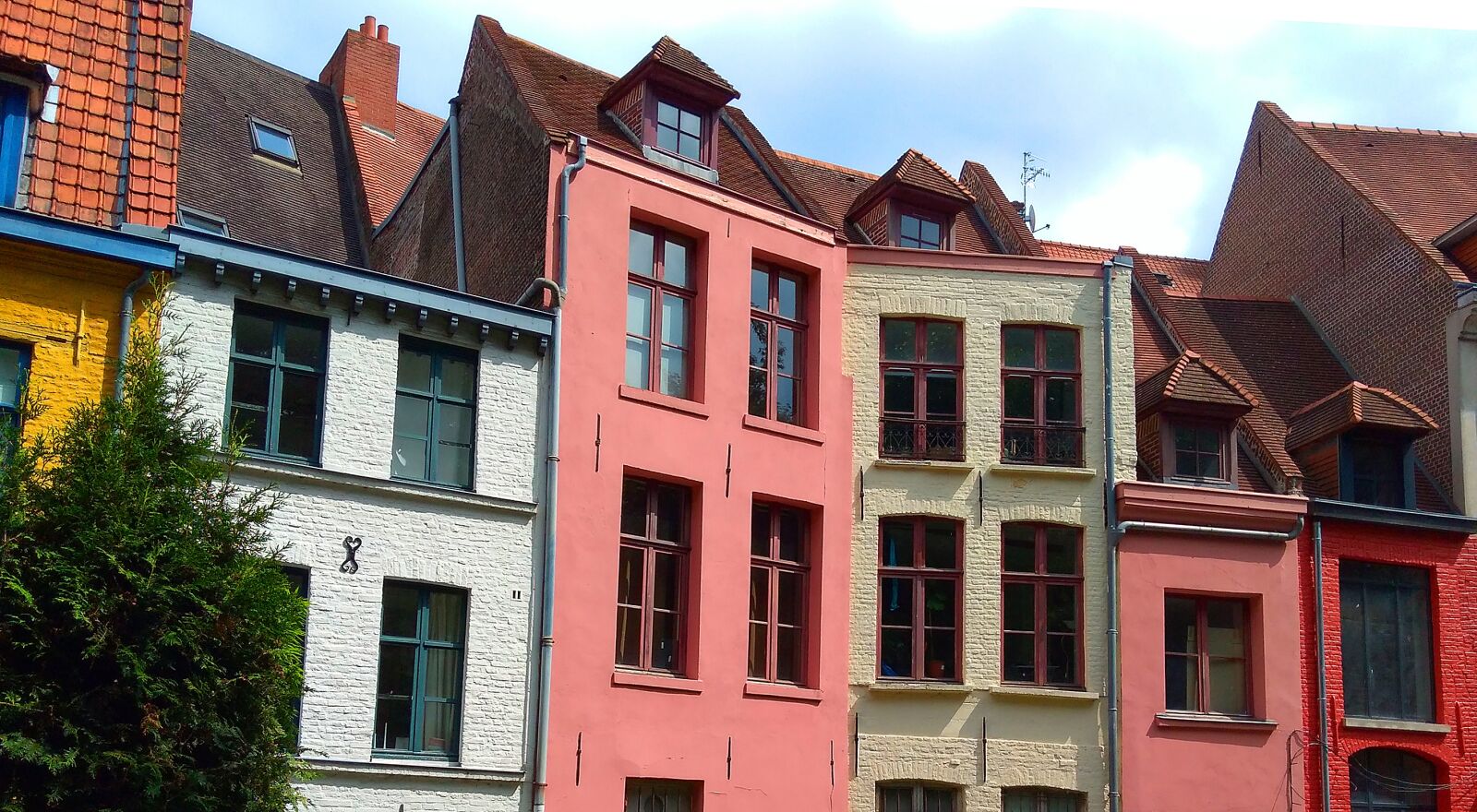 Motorola Moto G Play sample photo. Architecture, house, brick photography