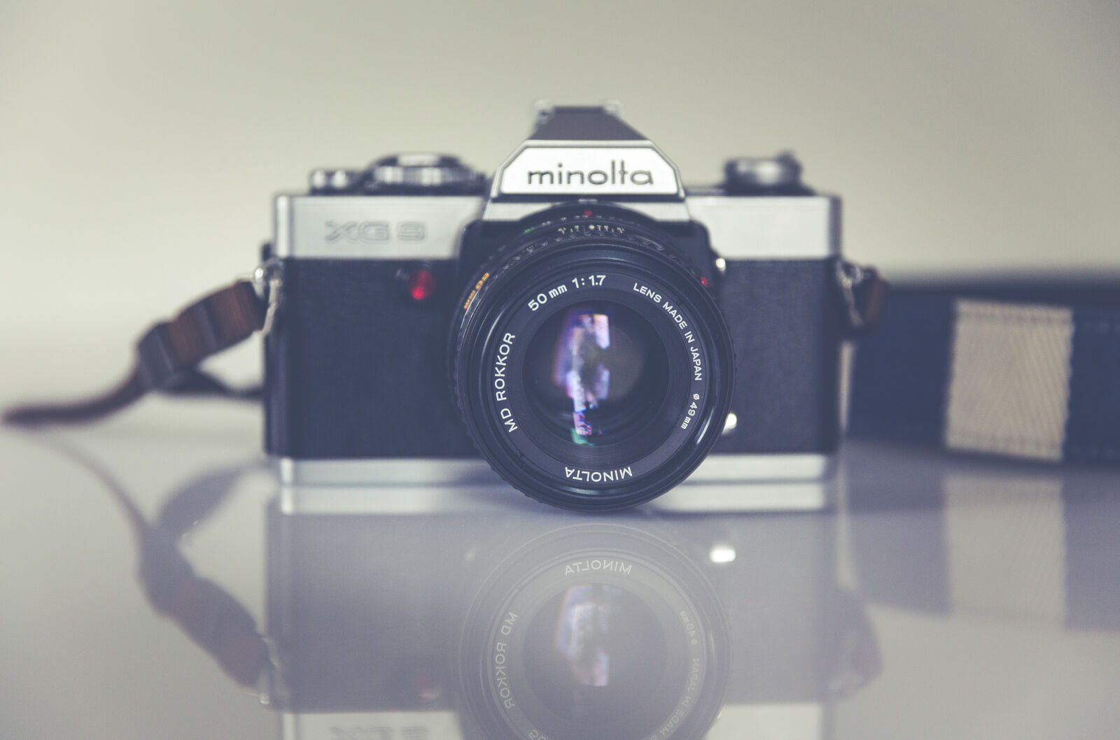 Canon EF 24-70mm F2.8L II USM sample photo. Camera, photography, vintage, technology photography