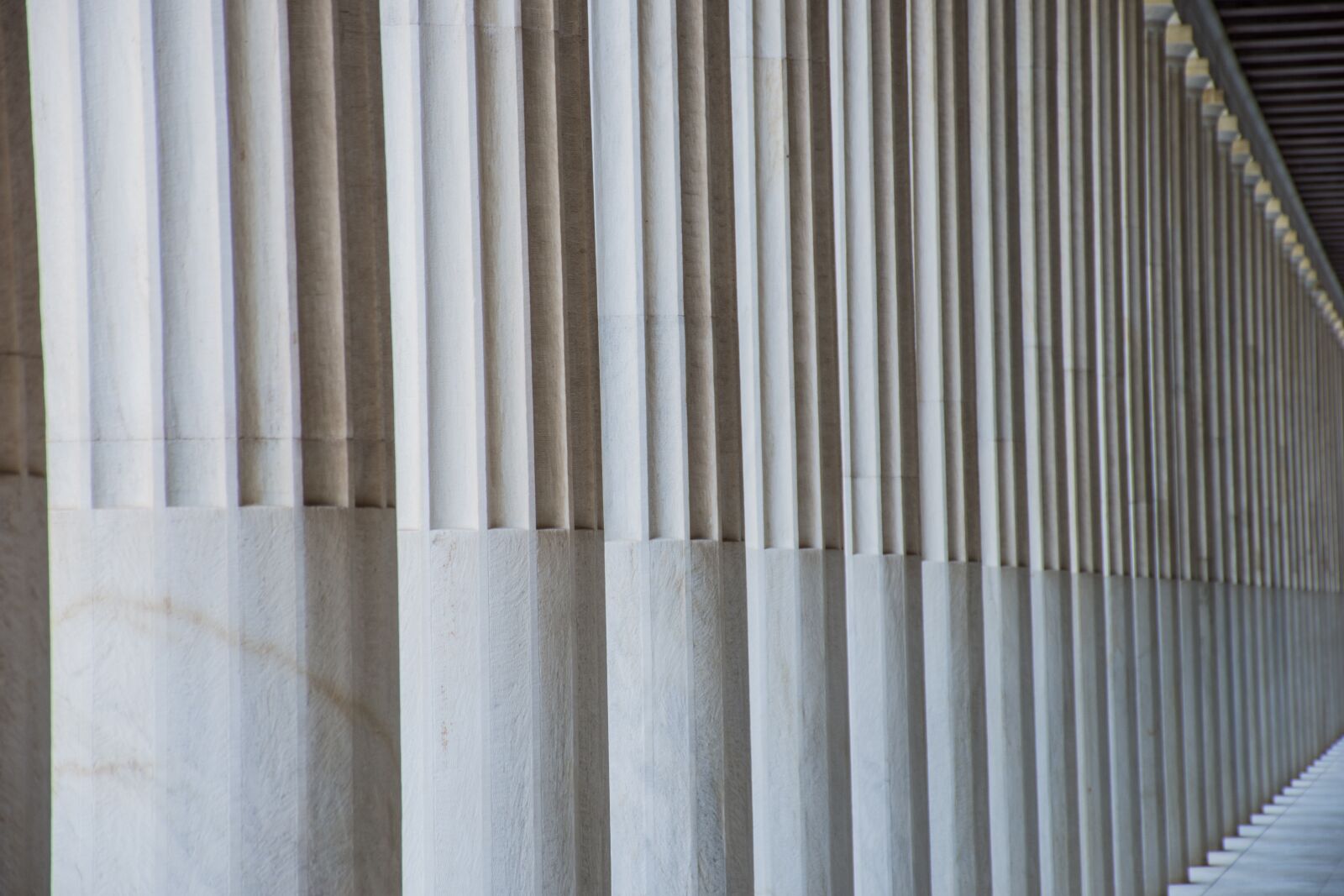 Nikon D7200 sample photo. Columns, perspective, depth photography