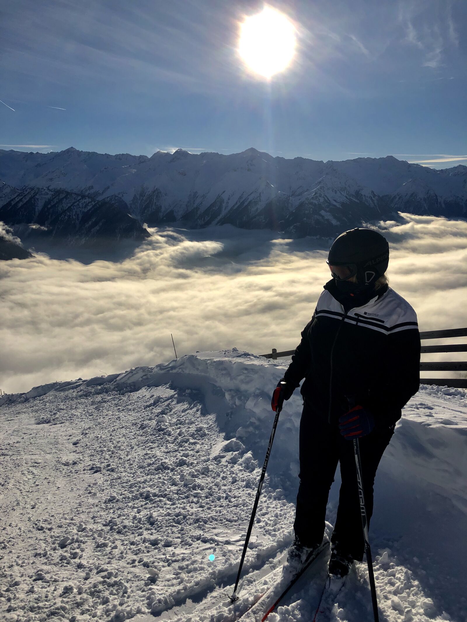 iPhone 8 back camera 3.99mm f/1.8 sample photo. Ski, snow, winter photography