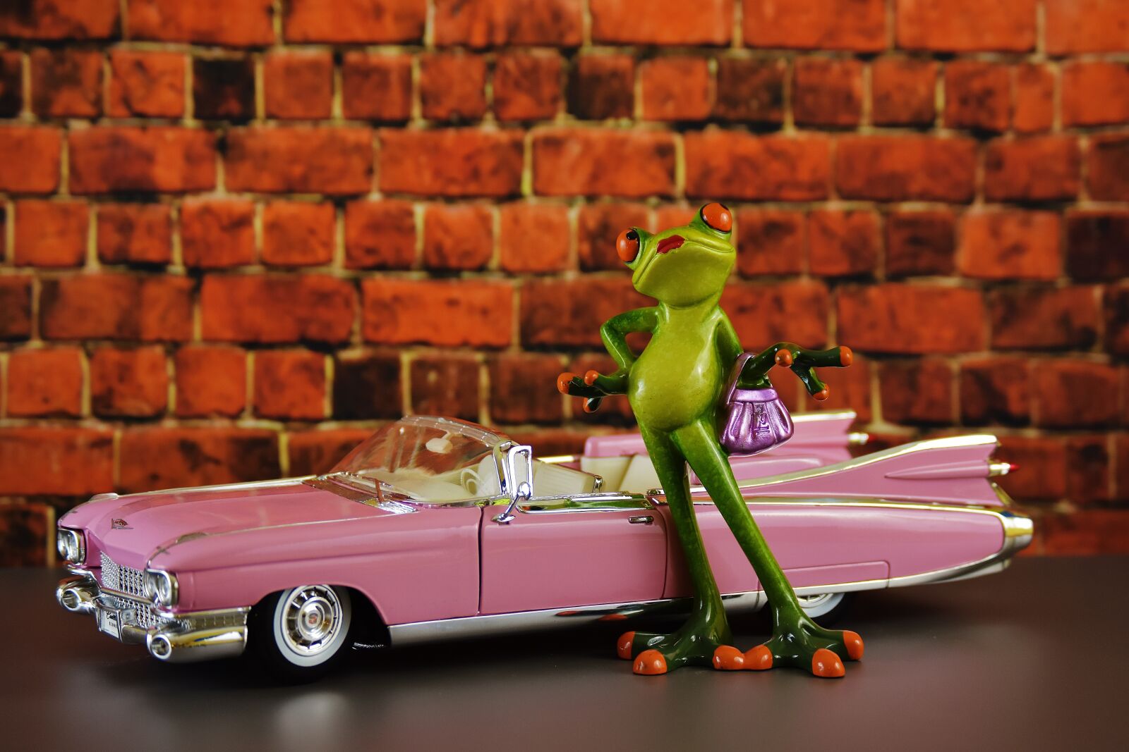 Nikon D7200 sample photo. Cadillac, el dorado, frog photography