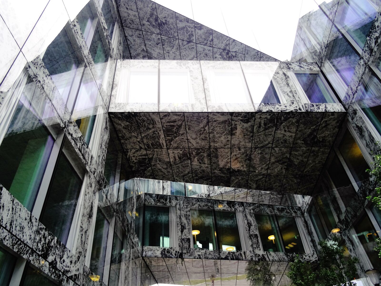 Sony Cyber-shot DSC-HX50V sample photo. Architecture, building, facade photography