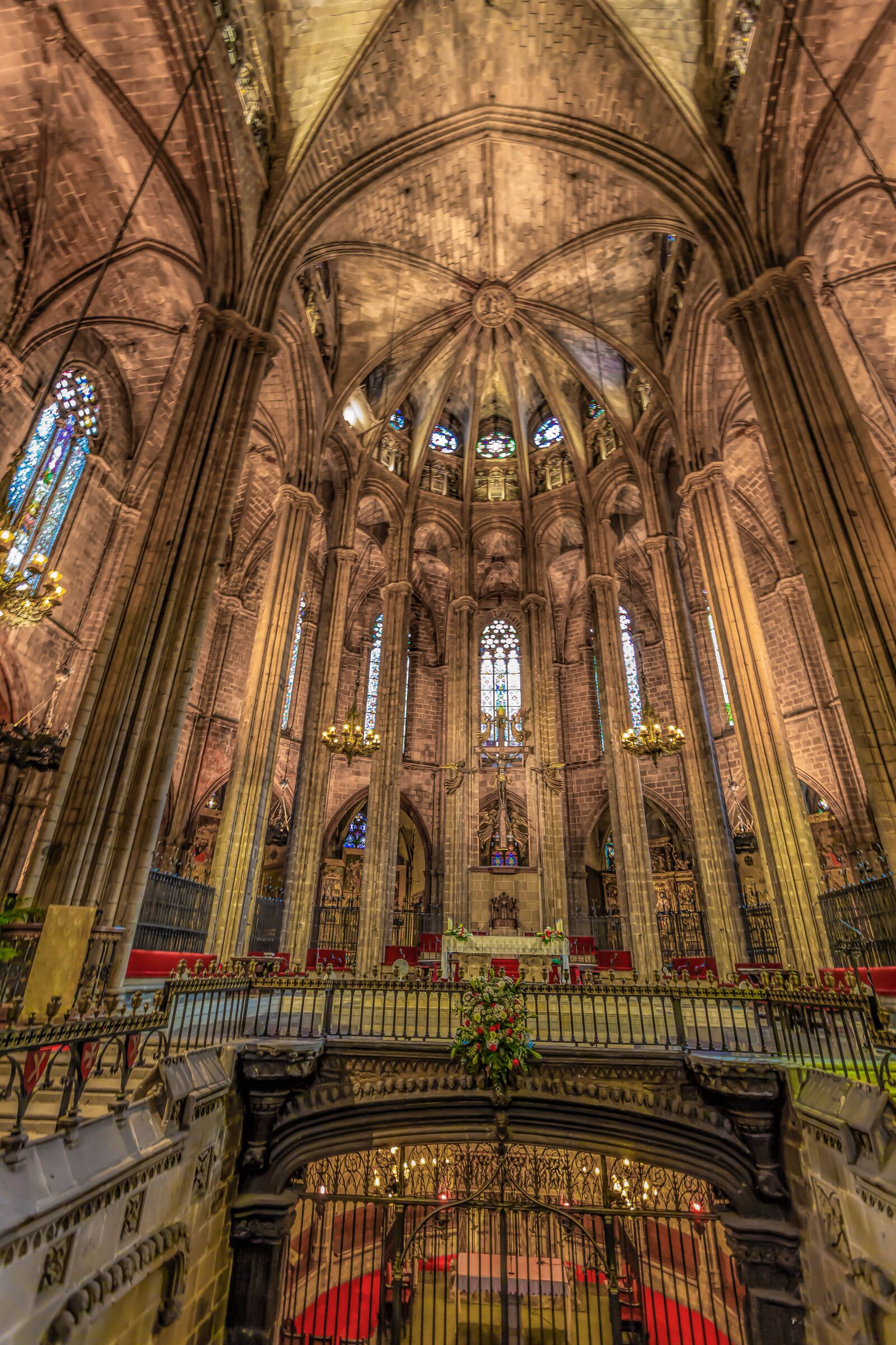 Canon EF 16-35mm F2.8L II USM sample photo. Cathedral, barcelona, spain photography