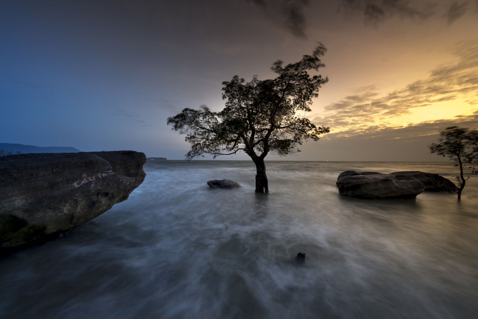 Sony a7R II + Voigtlander ULTRA WIDE-HELIAR 12mm F5.6 III sample photo. Phu quoc, island, vietnam photography