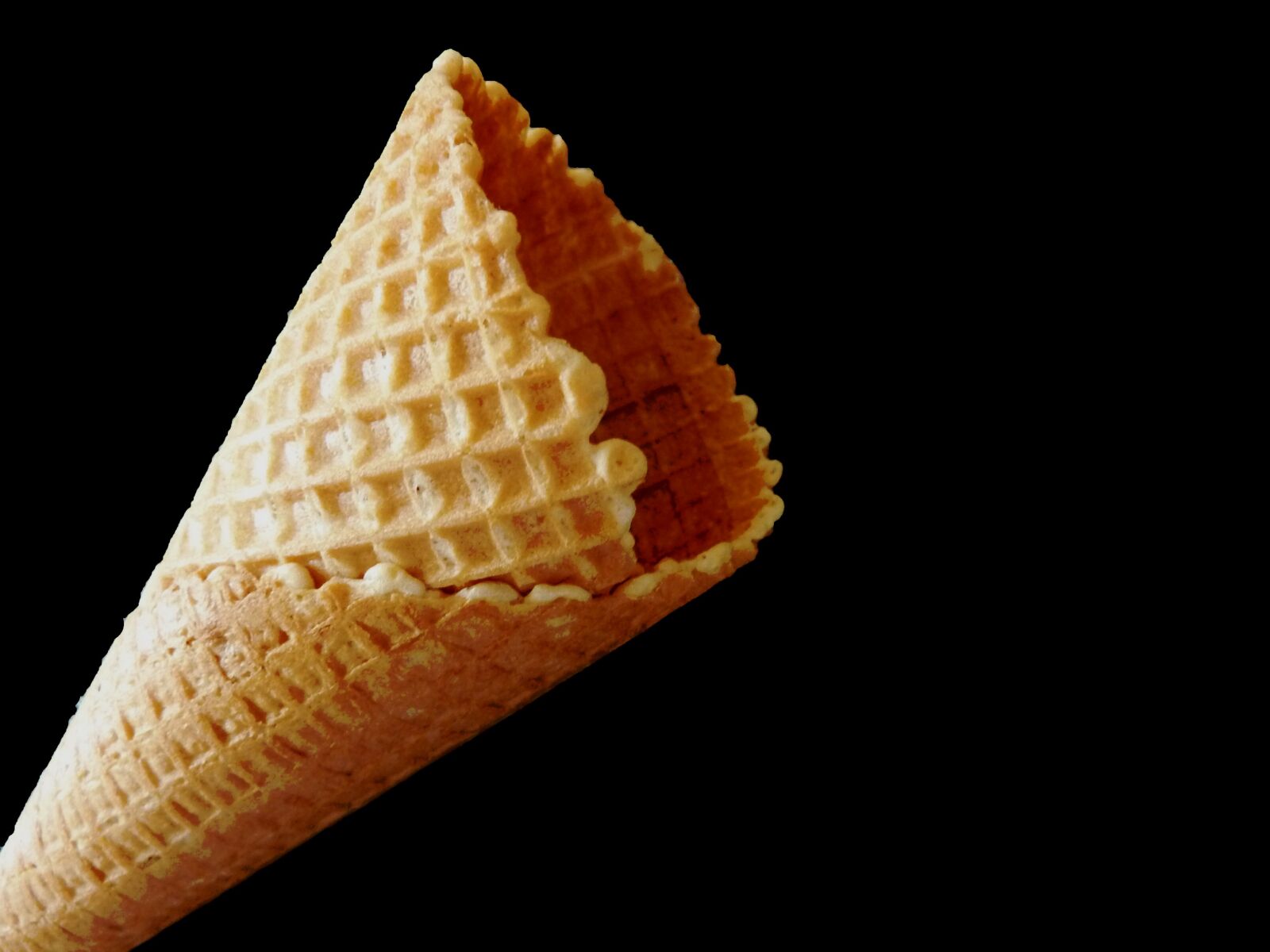 Panasonic DMC-TZ7 sample photo. Ice cream cone, waffle photography