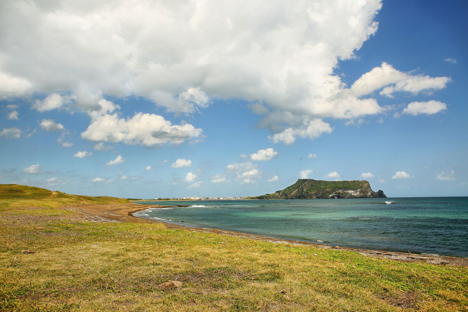 Canon EOS 5D Mark III sample photo. Shiroyama hiji peak, sea photography