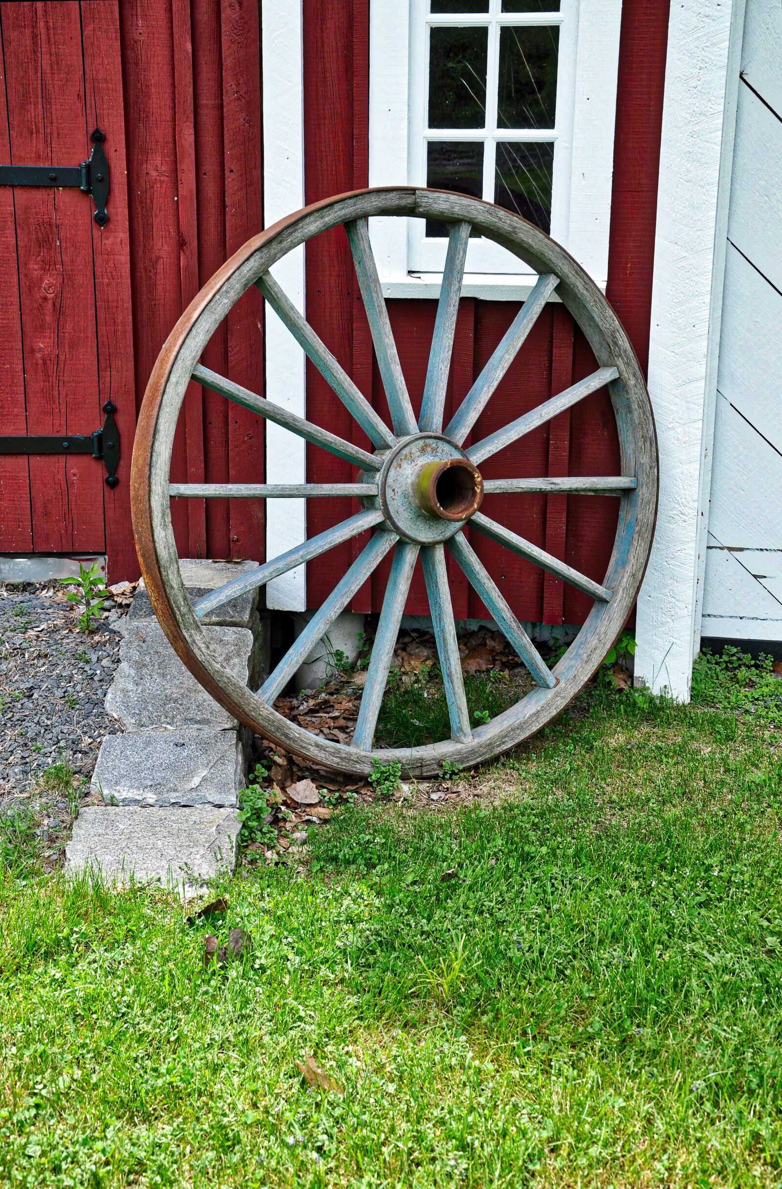 Nikon D90 sample photo. Wagon wheel, civil war photography