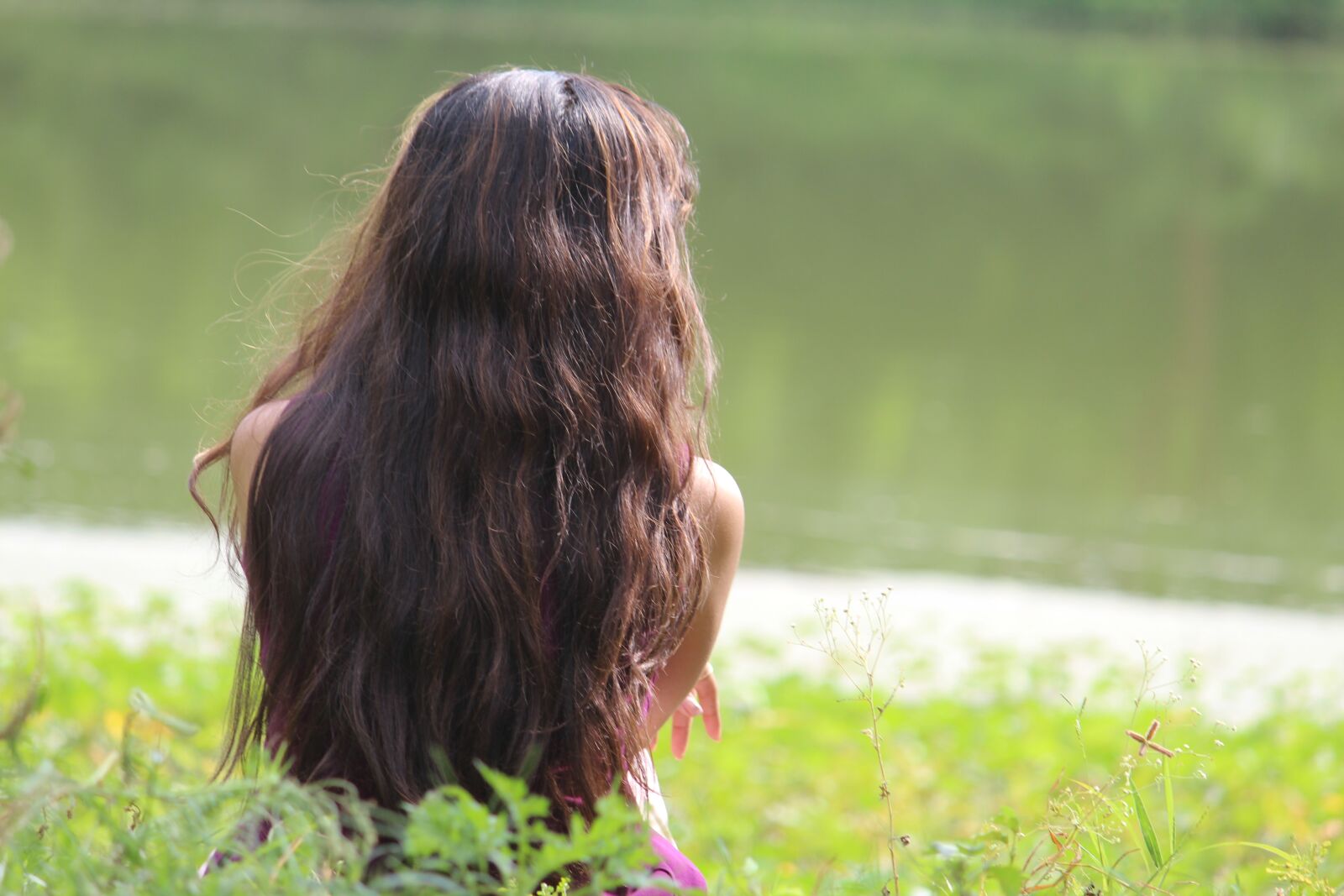 Canon EOS 1300D (EOS Rebel T6 / EOS Kiss X80) sample photo. Girl, pond, water photography