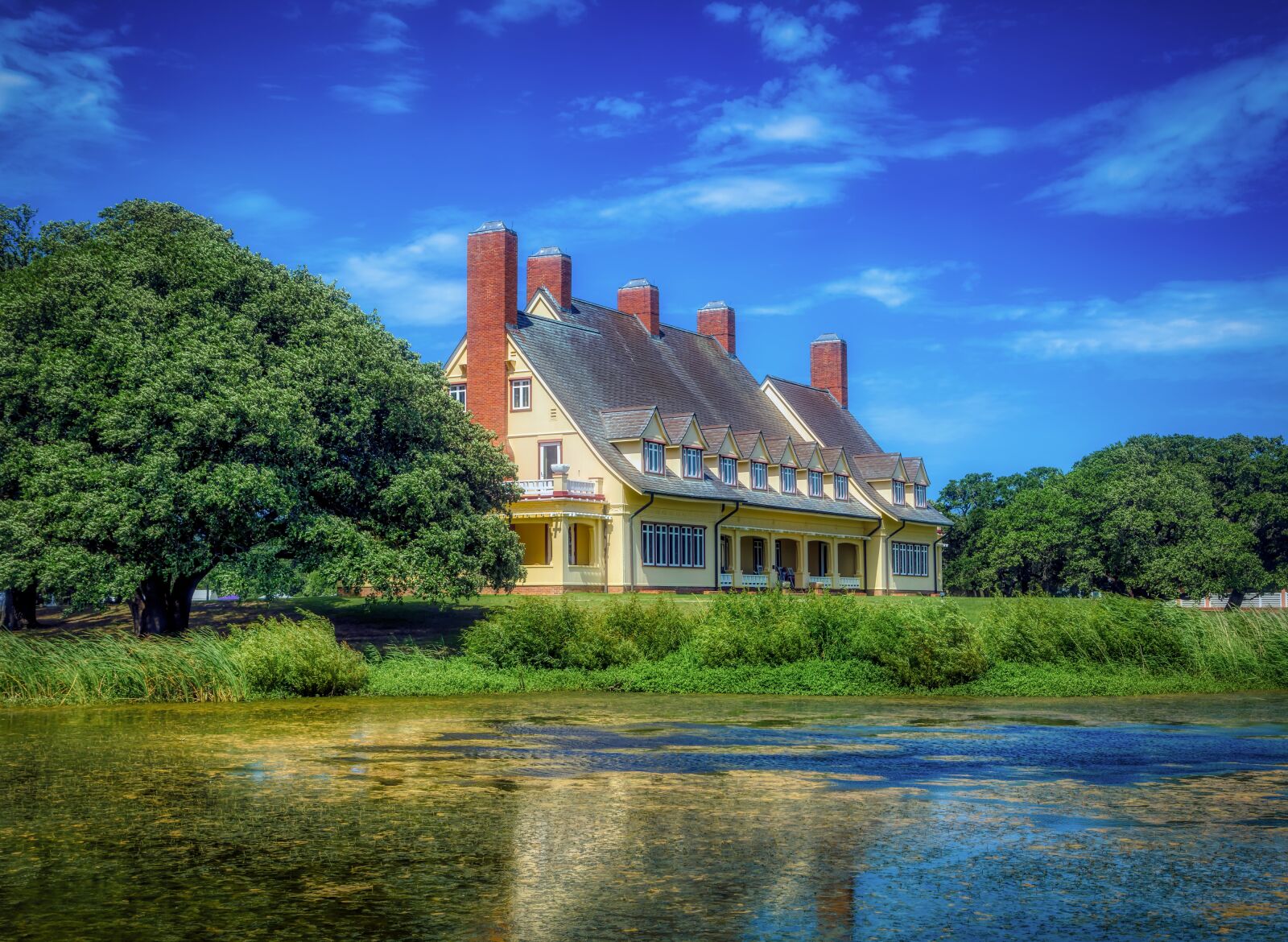 Canon EOS 5DS R + Canon EF 24-105mm F4L IS USM sample photo. Whalehead house, club, home photography